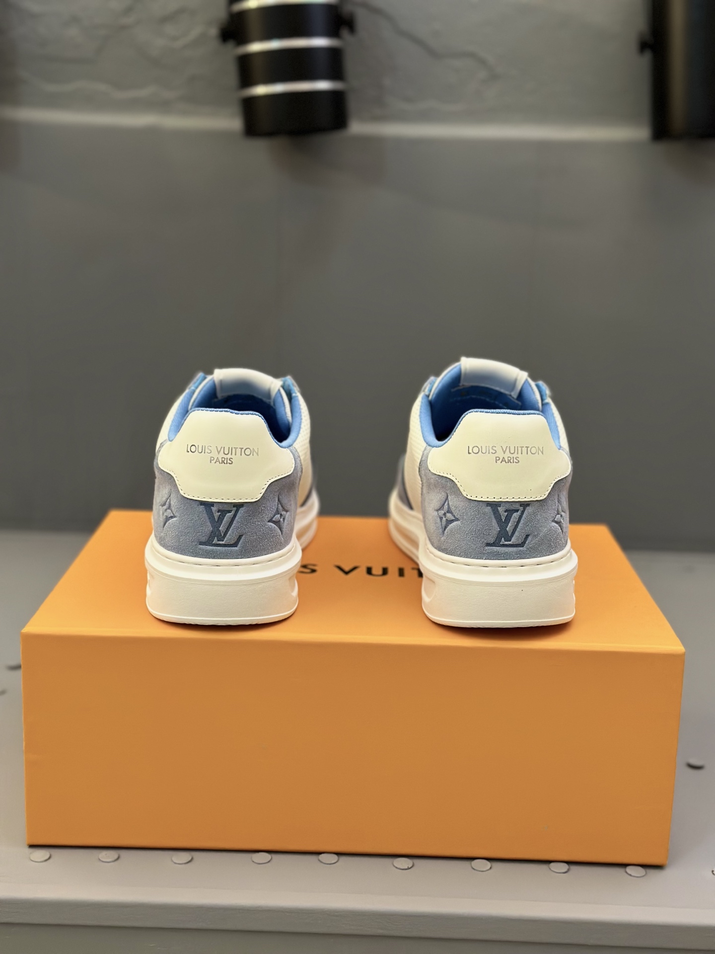 Louis Vuitton Men's Casual Sneakers - Premium Leather, Lightweight TPU Sole 8 i1745665382115 3440 0 6
