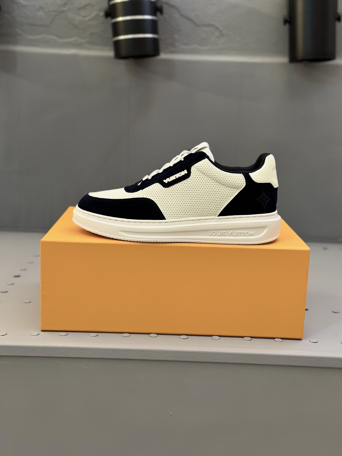 Louis Vuitton Men's High-End Casual Sneakers in Imported Leather, Size 38-44 8 i1745665428839 5854 0 6