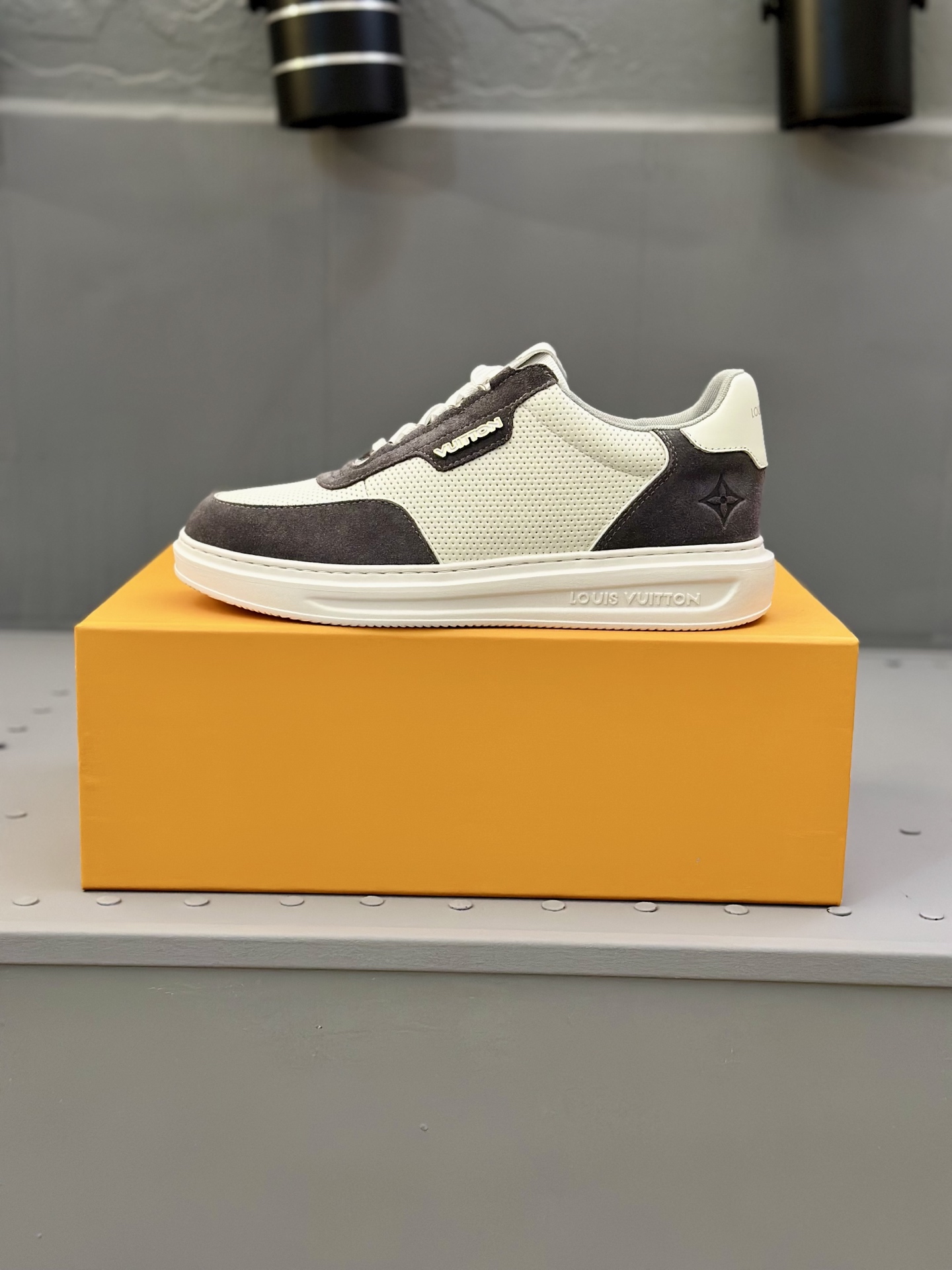 Louis Vuitton Men's Casual Sneakers in White Leather with Monogram Detail 6 i1745665475963 5148 0 4