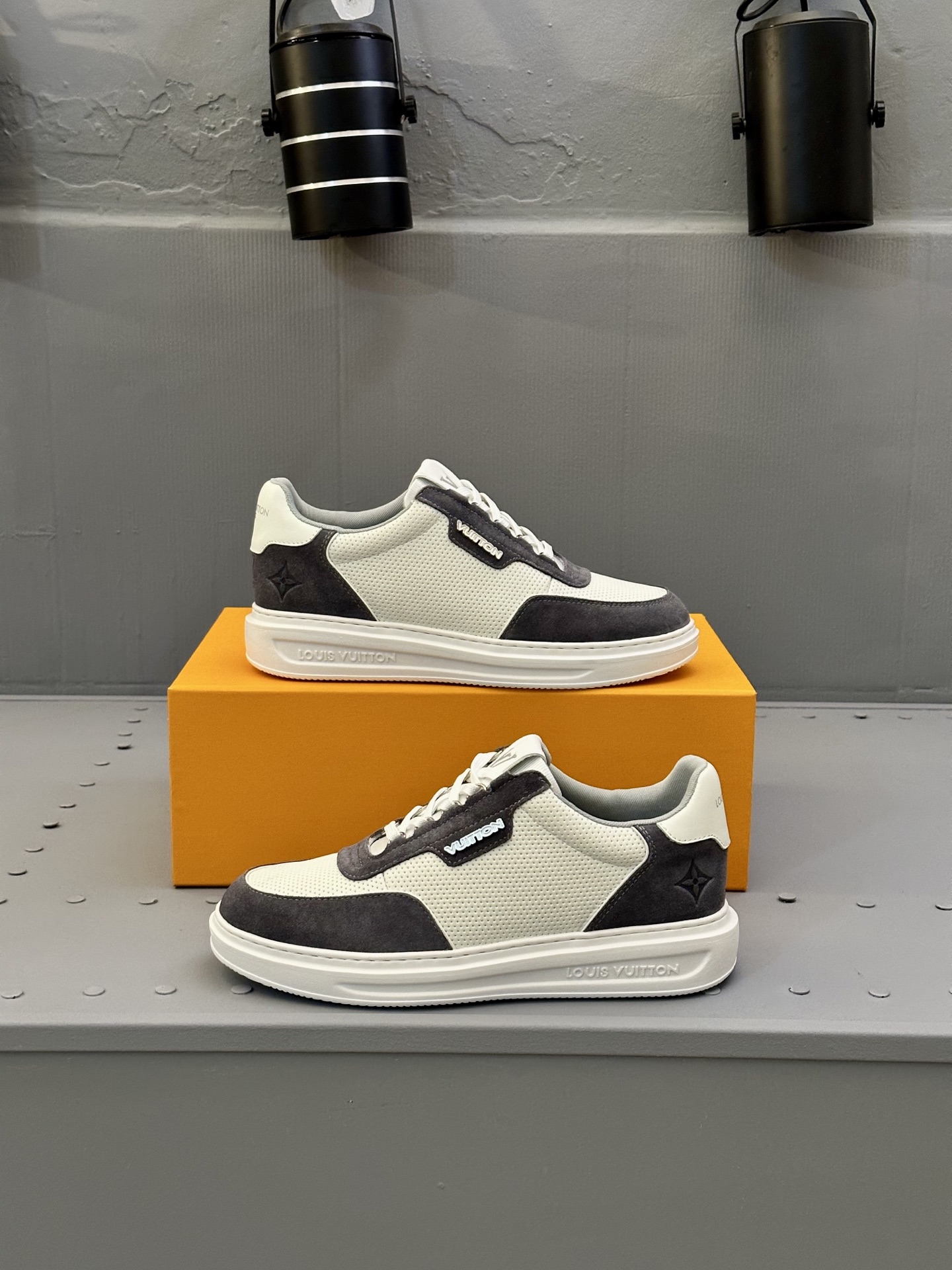 Louis Vuitton Men's Casual Sneakers in White Leather with Monogram Detail 5 i1745665488905 5095 0 3