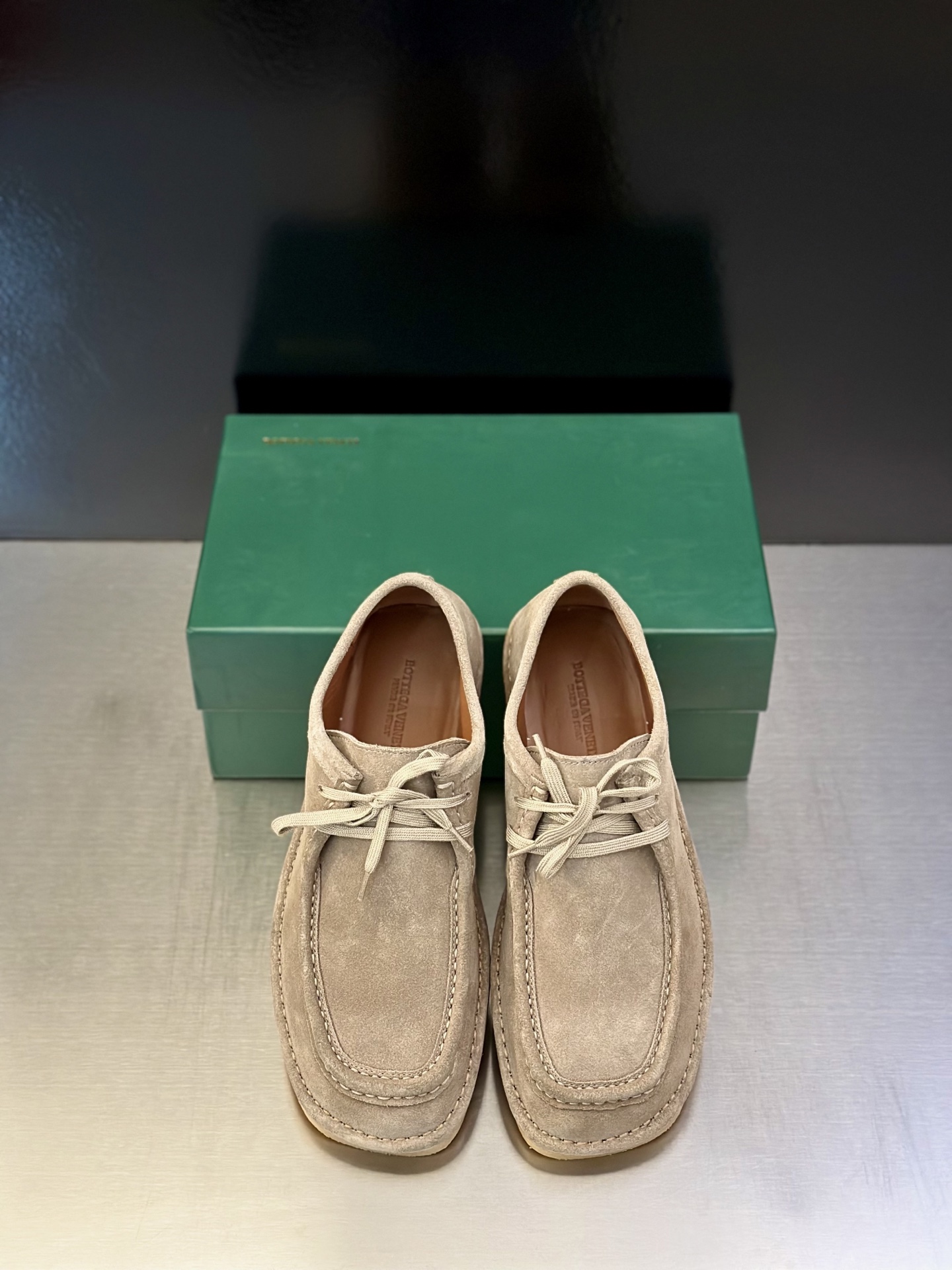 NO:589199,B V Bottega Veneta 5 catwalk counter model!  Small round toe loafers!  Imported leather outsole!  High-grade cashmere!  Lining cowhide, original board development code number 39-44 (45 orders are non-refundable!),,bottega veneta,loafers,cowhide,Leather soles19860909B V 葆蝶家 5走秀专柜款！小圆头乐福鞋！进口真皮大底！高级羊绒！内里牛皮、原板开发码数39-44（45 订不退换！）,,bottega veneta,loafers,cowhide,Leather soles,Men's shoes