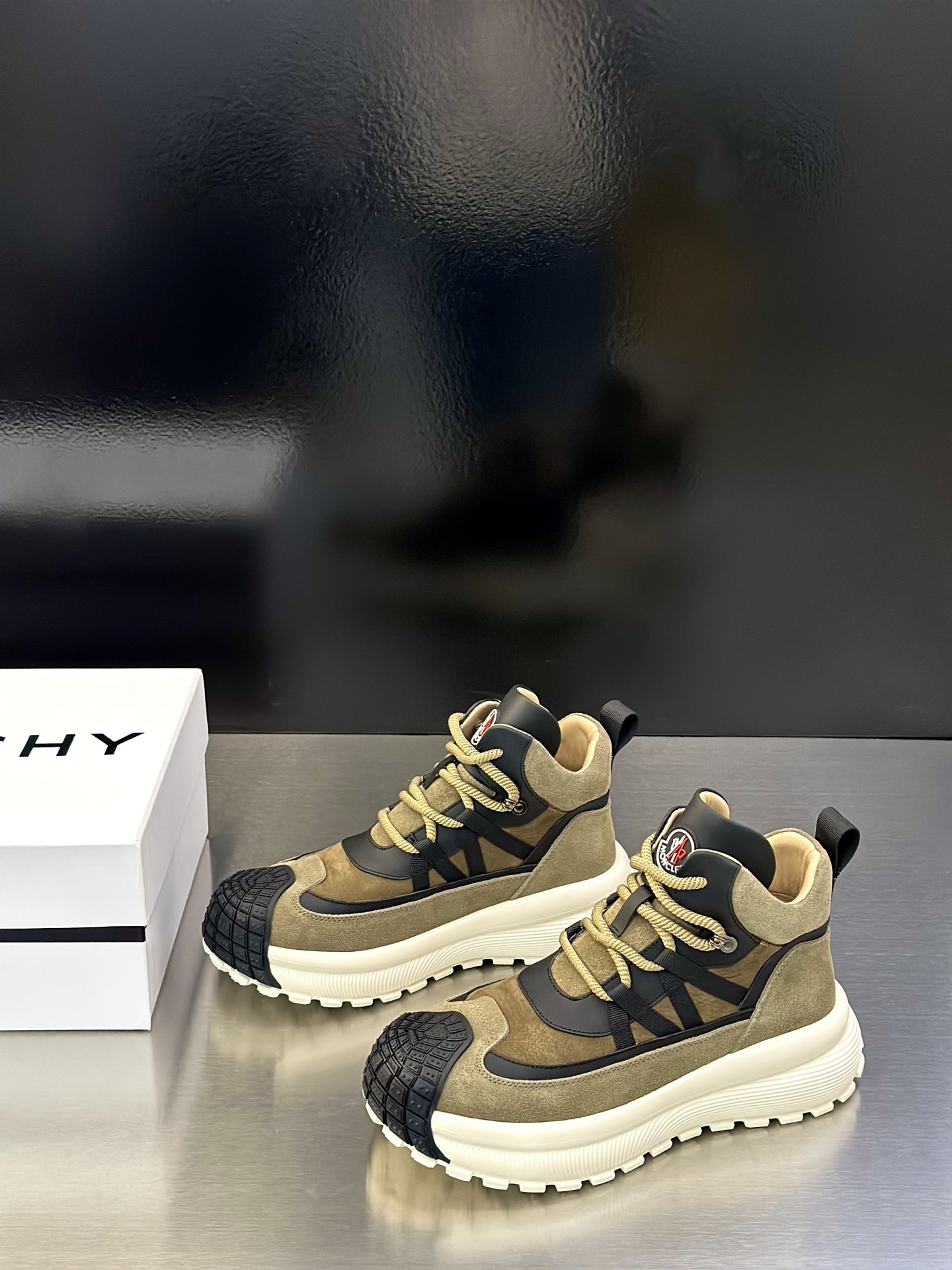 Moncler Style Men's Shoes Men's Shoes Men's Shoes detail image 6 from source 783115