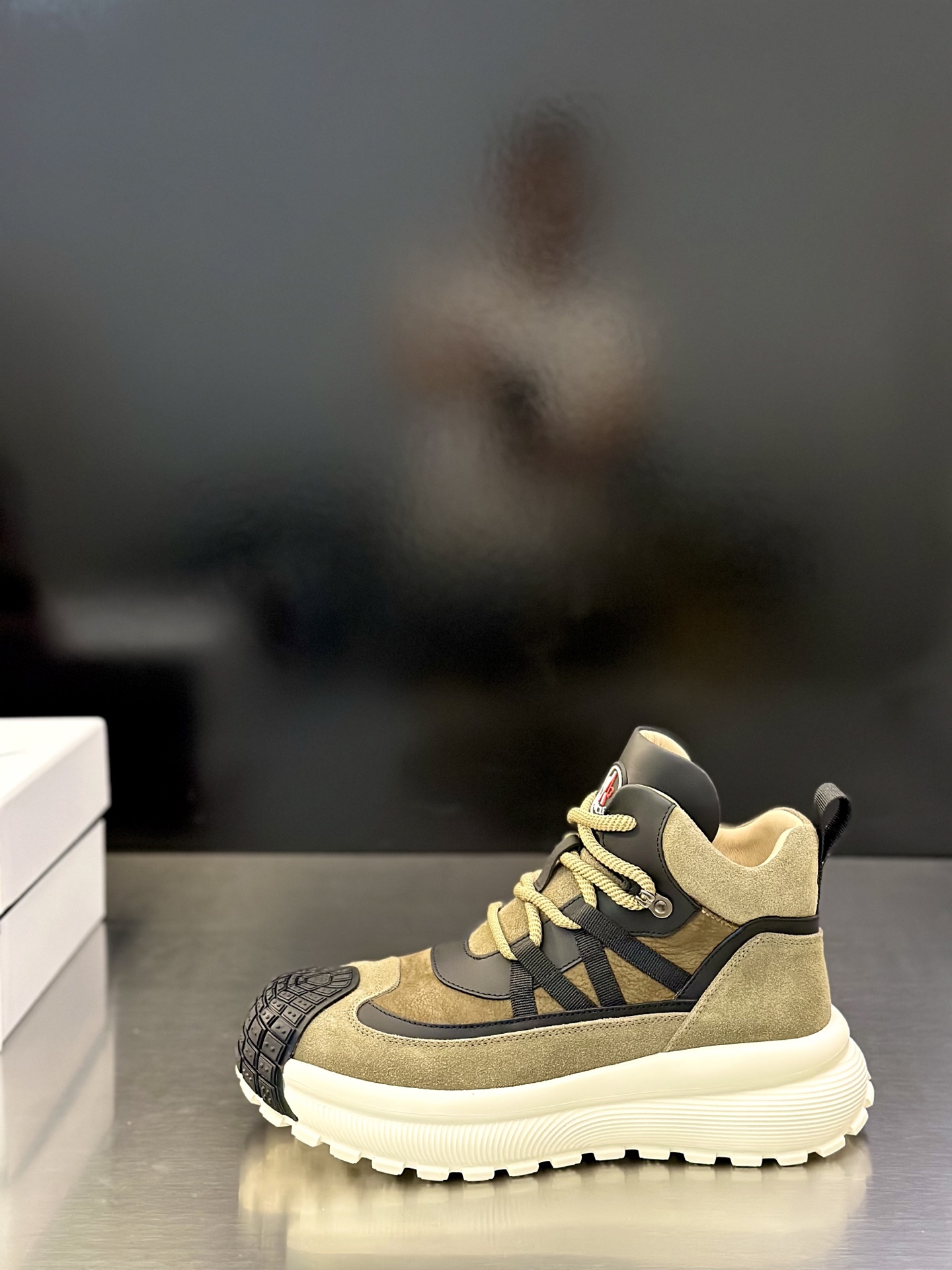 Moncler Style Men's Shoes Men's Shoes Men's Shoes detail image 4 from source 783115