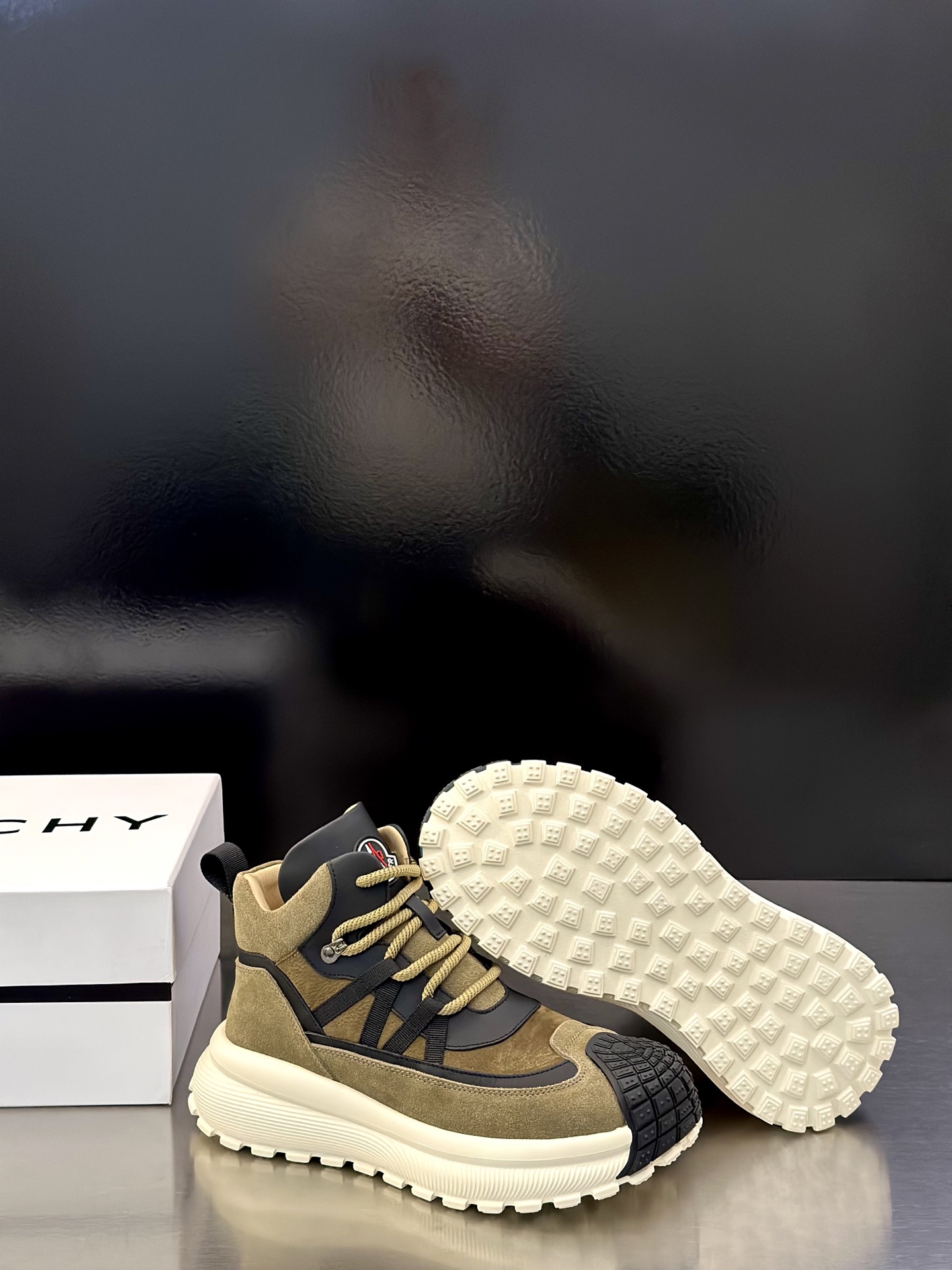Moncler Style Men's Shoes Men's Shoes Men's Shoes detail image 3 from source 783115