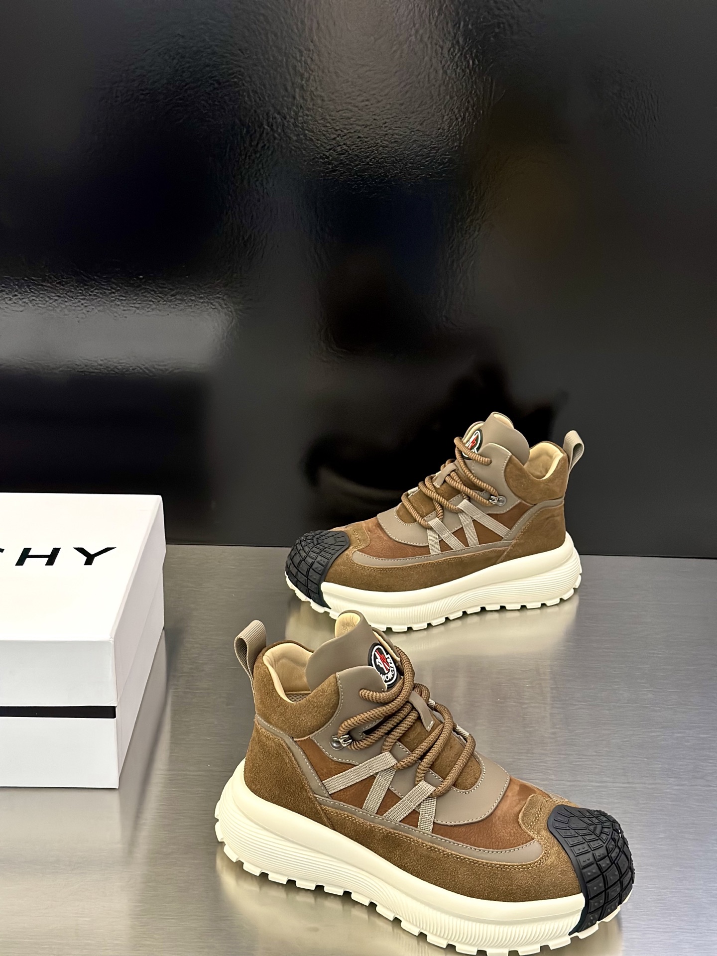 Moncler Style Men's Shoes Men's Shoes Men's Shoes detail image 4 from source 783114