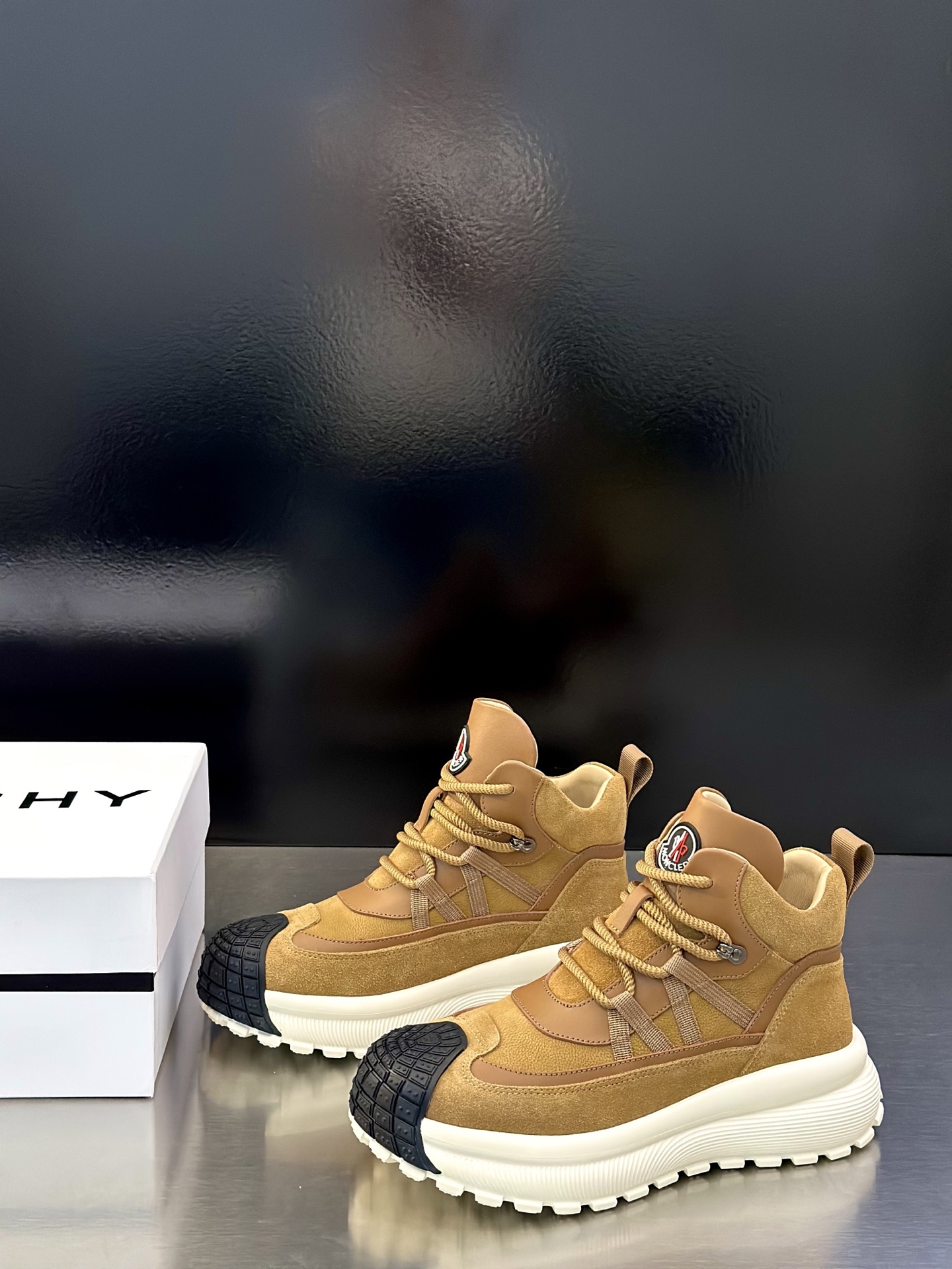 Moncler Style Men's Shoes Men's Shoes Men's Shoes detail image 3 from source 783118