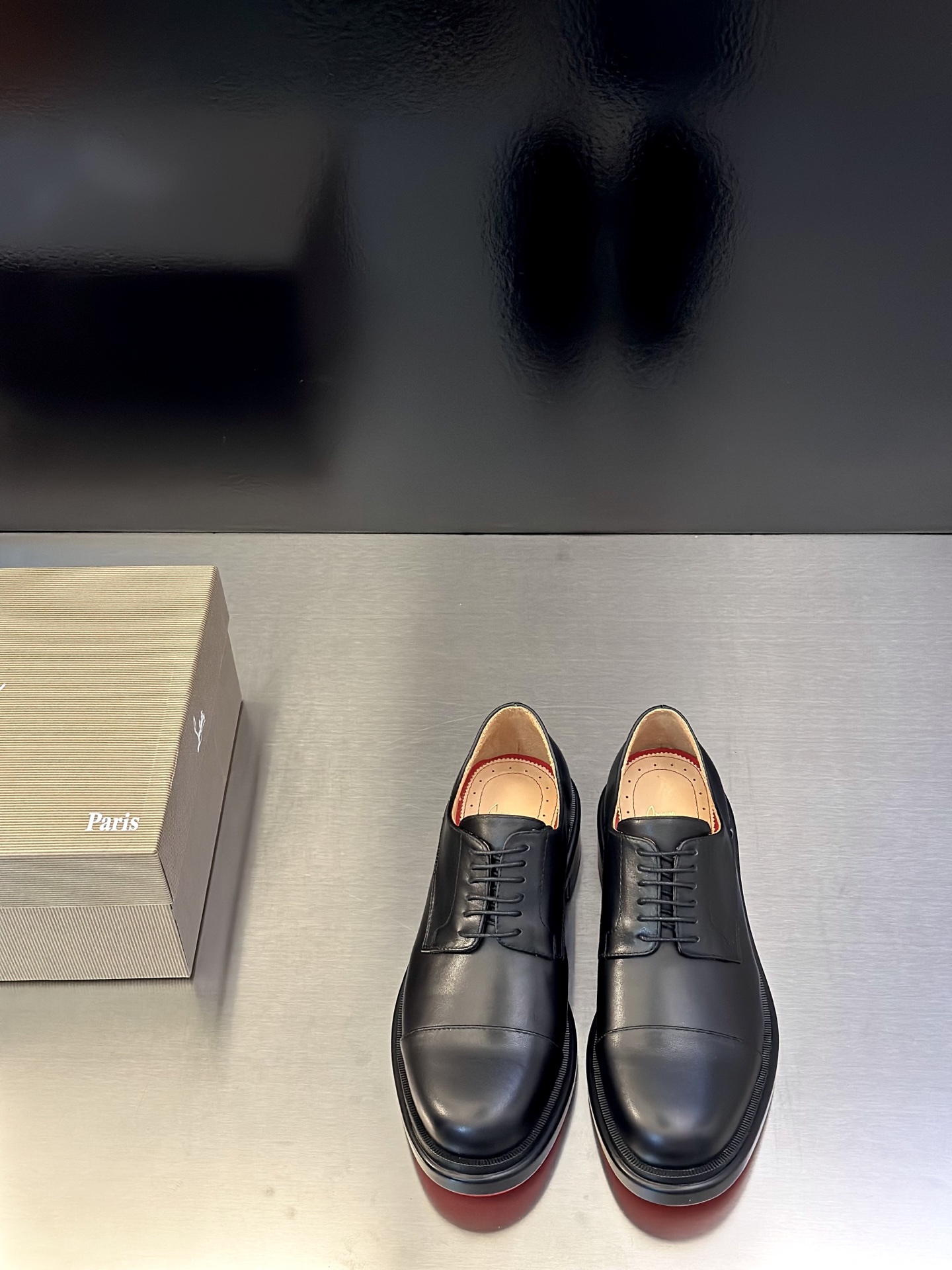 NO:590041,Christia*.Lobouti*—the highest version Size38-44 (45.46. Customized) supports global inspection!  Purely imported top-quality cowhide, the latest [handcrafted] top-quality CL formal red-soled shoes, [fidelity] Italian imported cowhide, original combination outsole, imported materials, luxurious and noble combination!  ,,christian louboutin,cowhide19860909Christia*.Loubouti*—最高版本 Size38-44（45.46. 订做） 支持全球验货！纯进口牛皮顶级货,最新款【匠心制作】顶级货CL正装红底鞋 ,【保真】意大利进口牛皮 原版组合大底 进口材料 奢华高贵搭配！,,christian louboutin,cowhide,Men's shoes