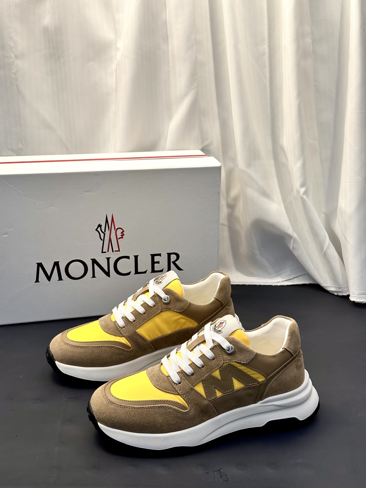 Moncler Style Leather Men's Shoes Men's Shoes Men's Shoes detail image 3 from source 783195