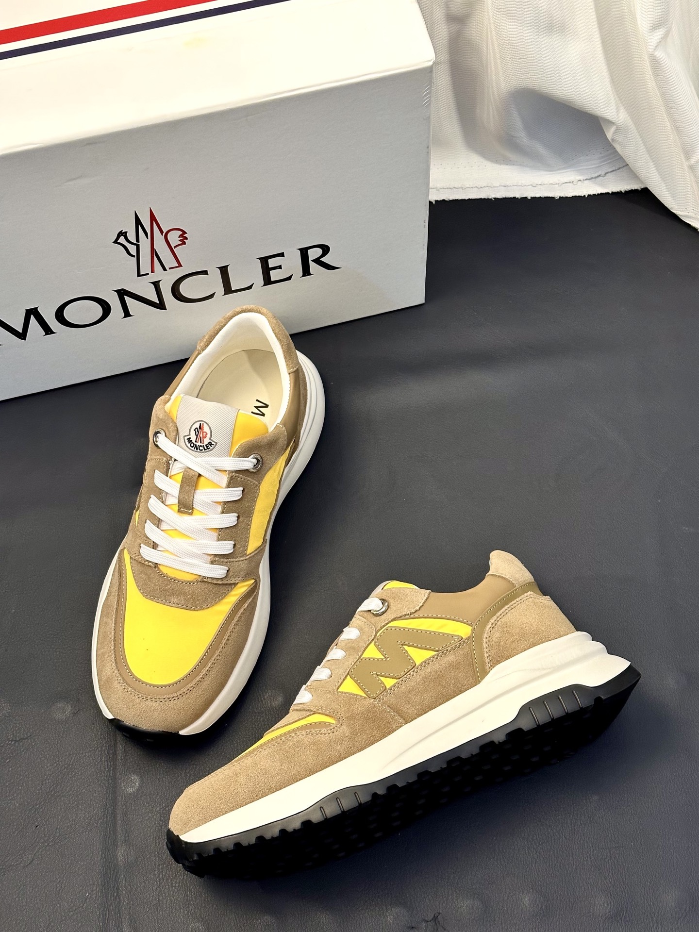 Moncler Style Leather Men's Shoes Men's Shoes Men's Shoes detail image 7 from source 783195
