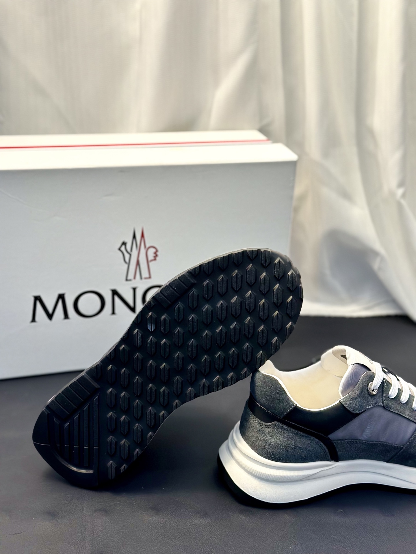 Moncler Style Leather Men's Shoes Men's Shoes Men's Shoes detail image 9 from source 783194