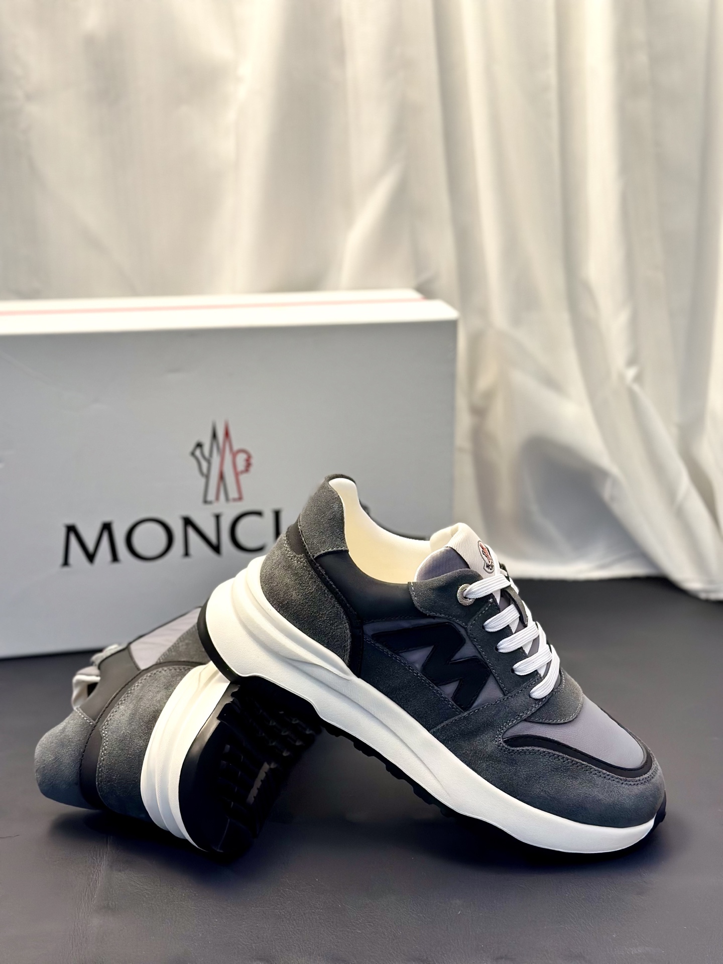 Moncler Style Leather Men's Shoes Men's Shoes Men's Shoes detail image 5 from source 783194