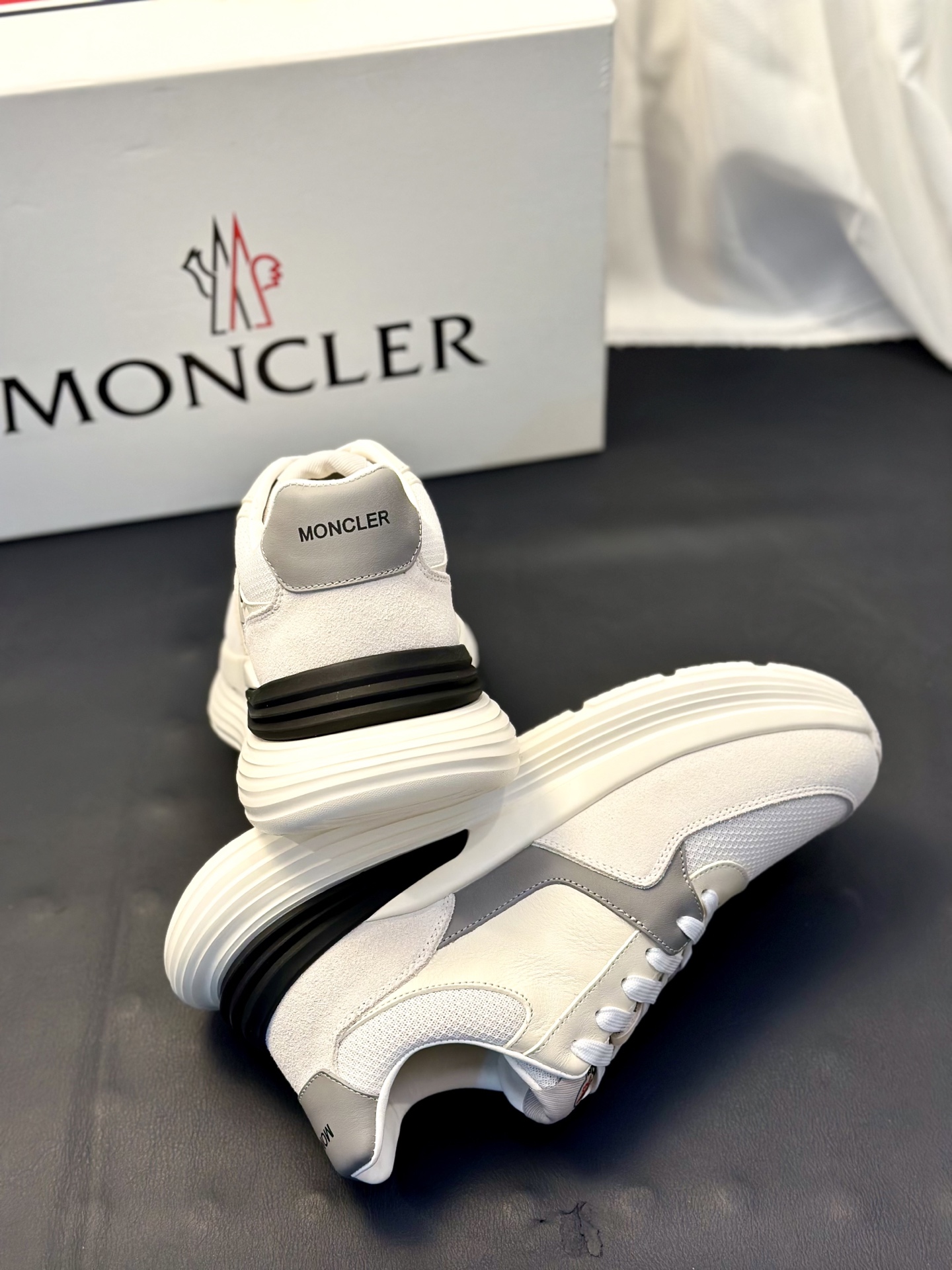 Moncler Style Leather Men's Shoes Men's Shoes Men's Shoes detail image 6 from source 783201