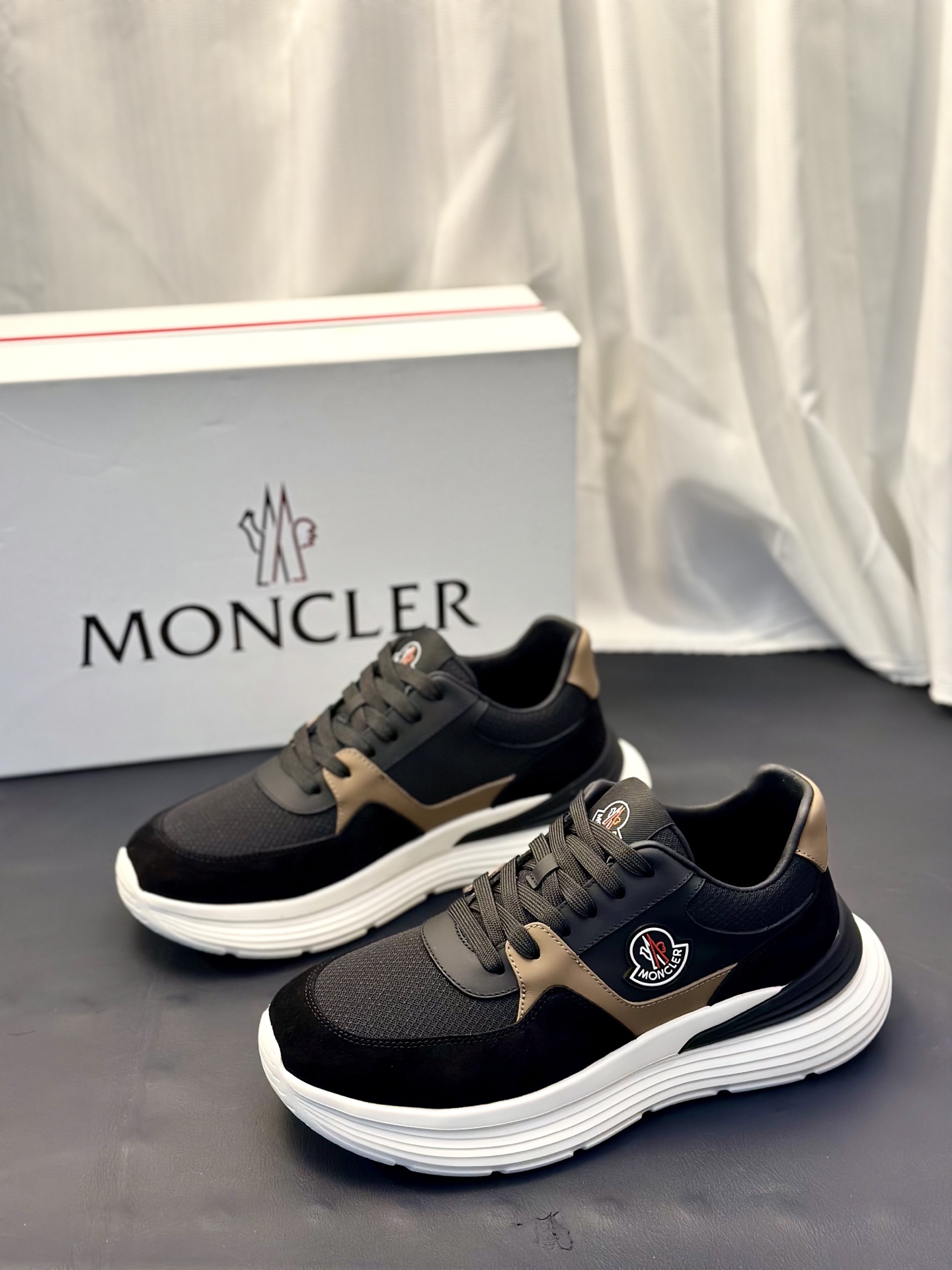Moncler Style Leather Men's Shoes Men's Shoes Men's Shoes detail image 3 from source 783203