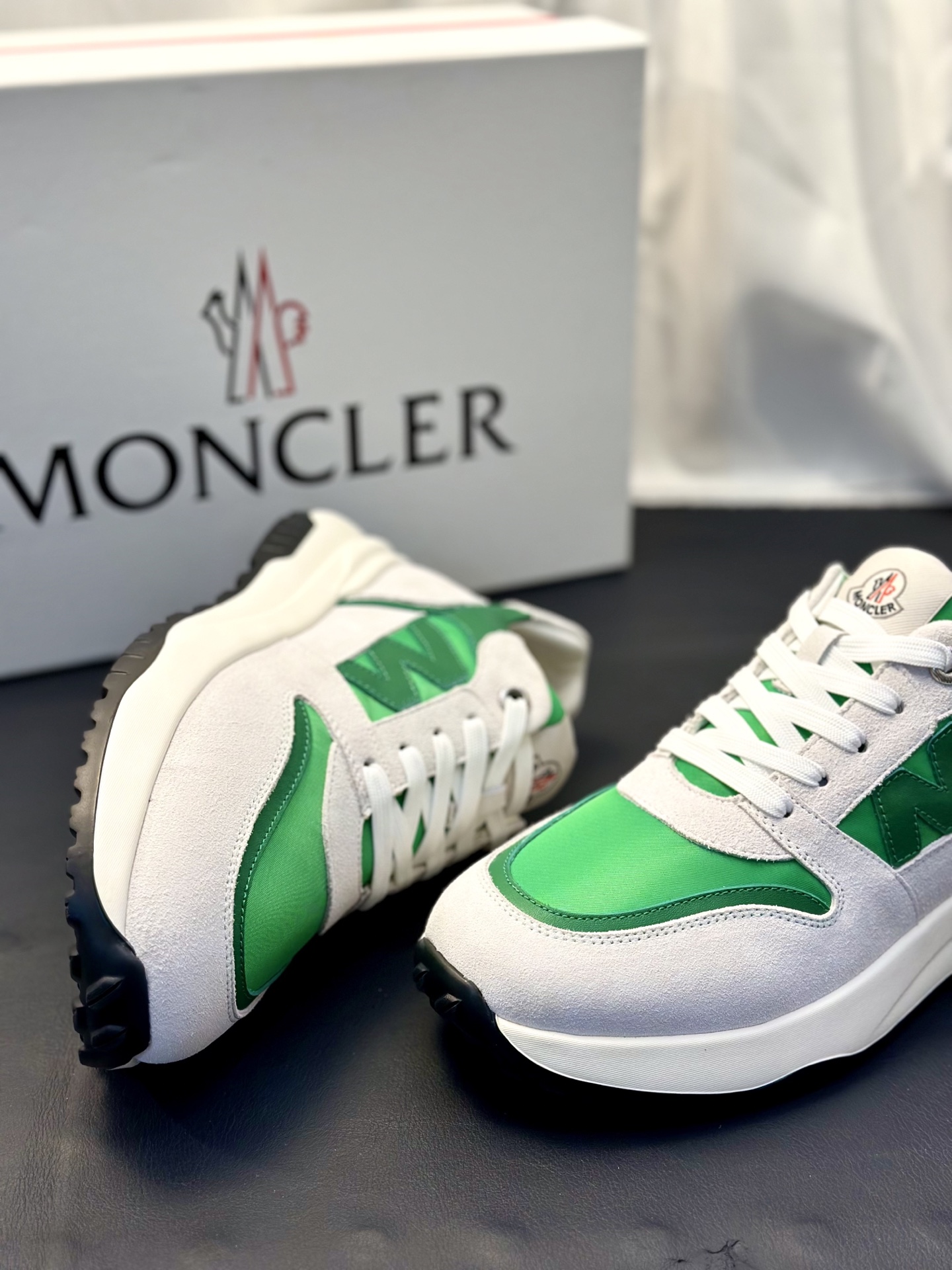 Moncler Style Leather Men's Shoes Men's Shoes Men's Shoes detail image 9 from source 783202