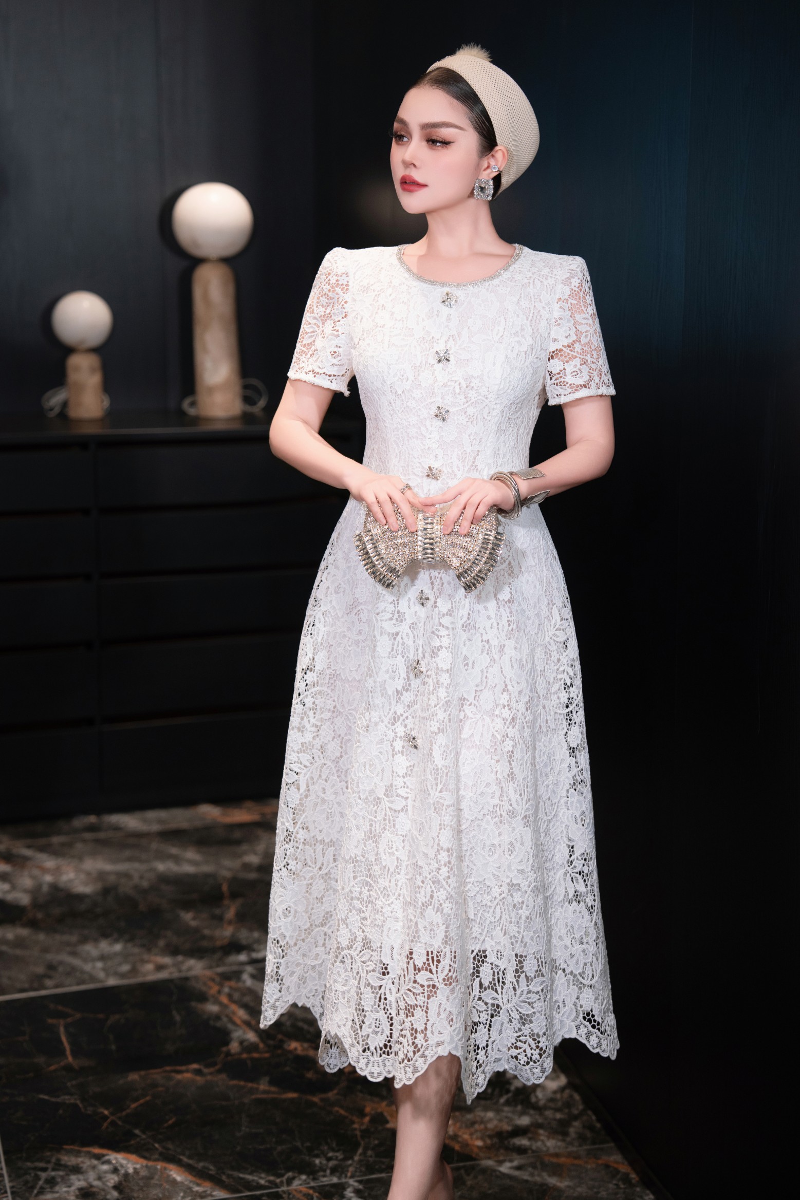 High-Quality Women’s Dress with Diamond Chain Decorations and Water Soluble Flowers