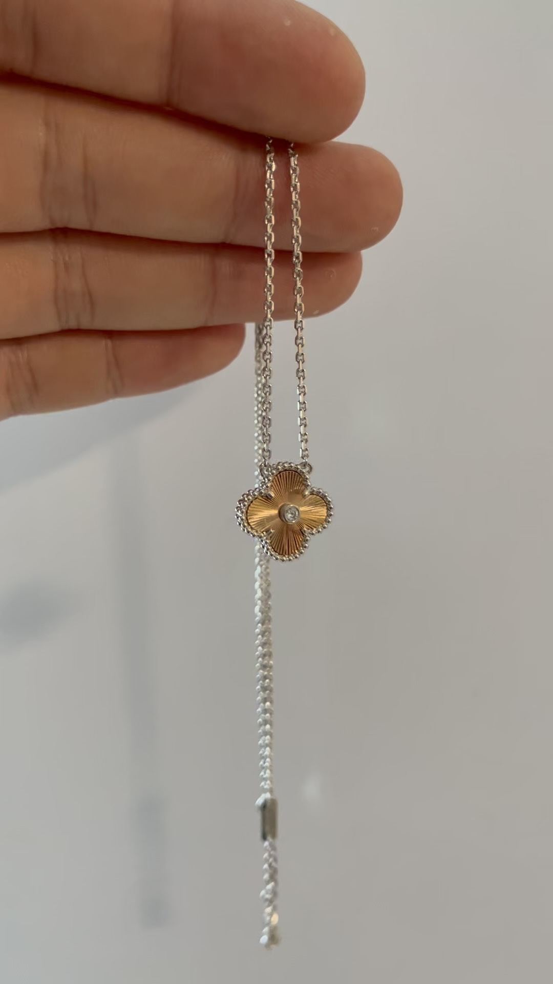 Van Cleef & Arpels vca 2024圣诞限量款 拼色镭射项链