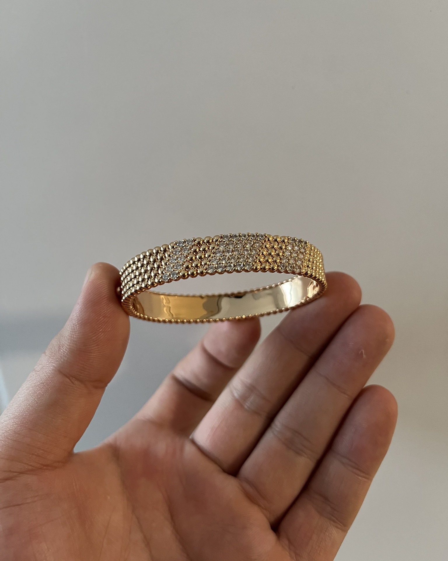 Van Cleef & Arpels 新款 vca perlee系列手镯