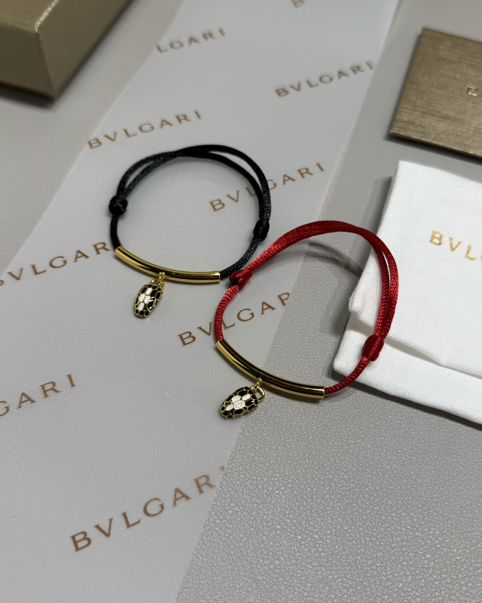 Bvlgari 宝格丽SERPENTI FOREVER灵蛇手绳