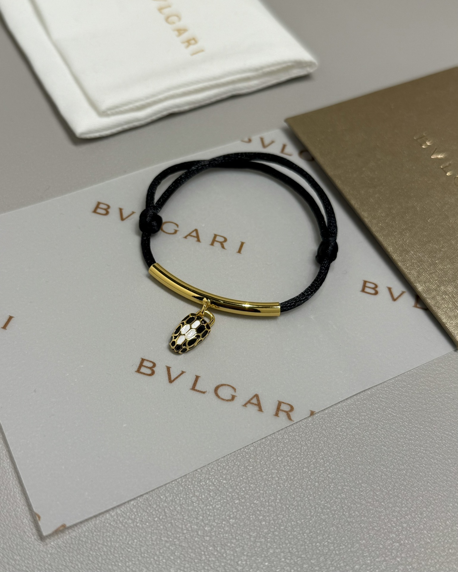 Bvlgari 宝格丽SERPENTI FOREVER灵蛇手绳
