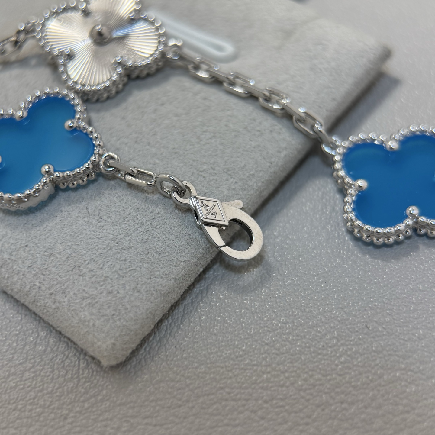 新配色 VCA ブルーアゲートレーザー五花手链