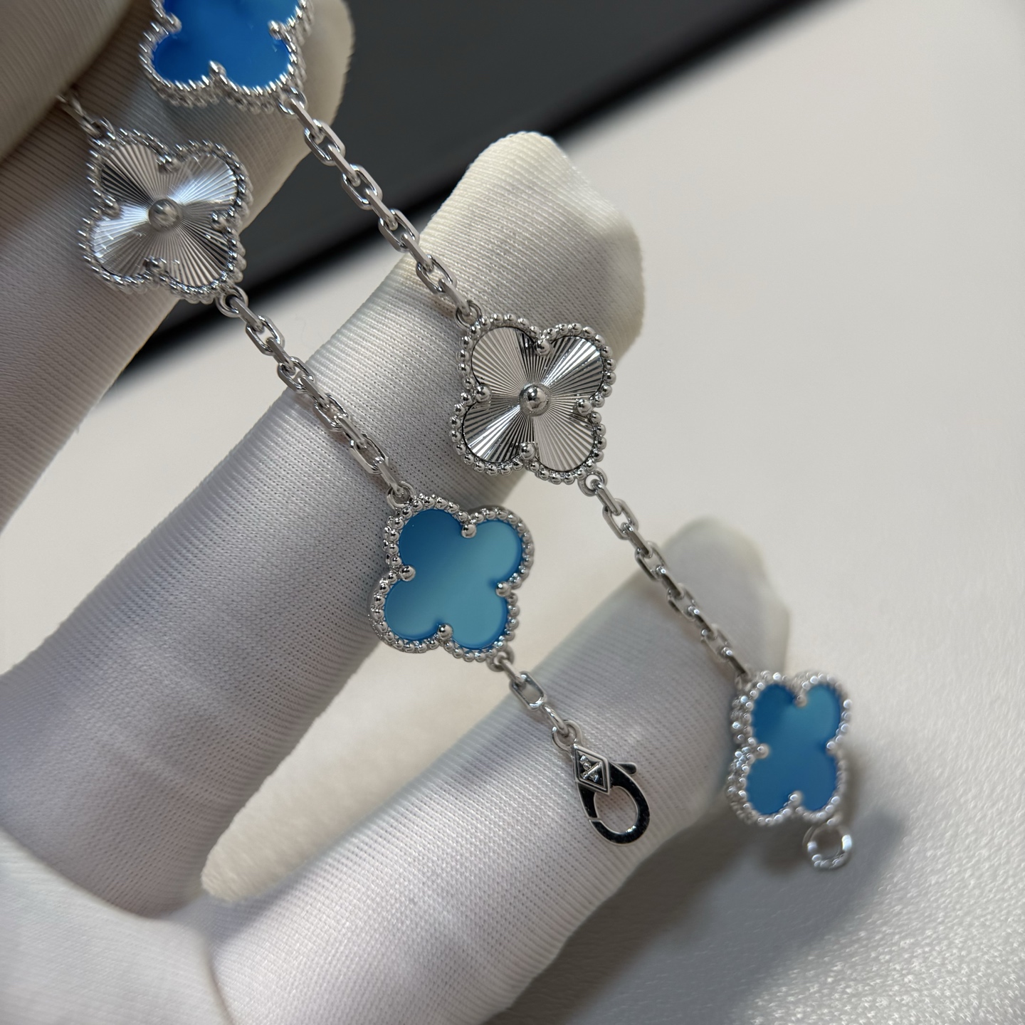 新配色 VCA ブルーアゲートレーザー五花手链