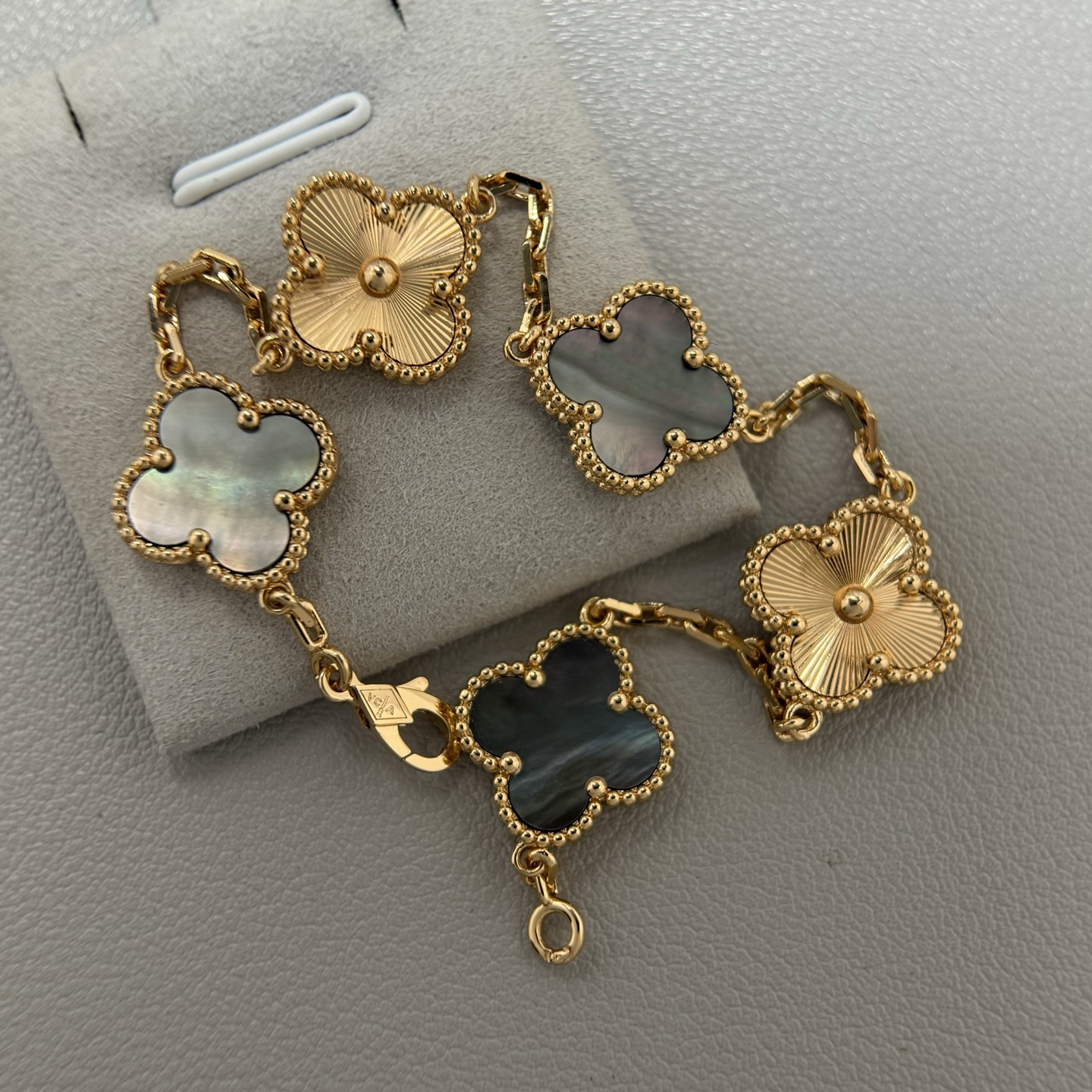 新配色 VCA 灰贝母 レーザー五花手链 玫瑰金色