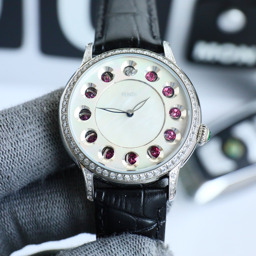 FENDI Crazy Carats Colored Jewellery Watch: Unique Design with Seven Jewels, Swiss Movement. - 图片 1