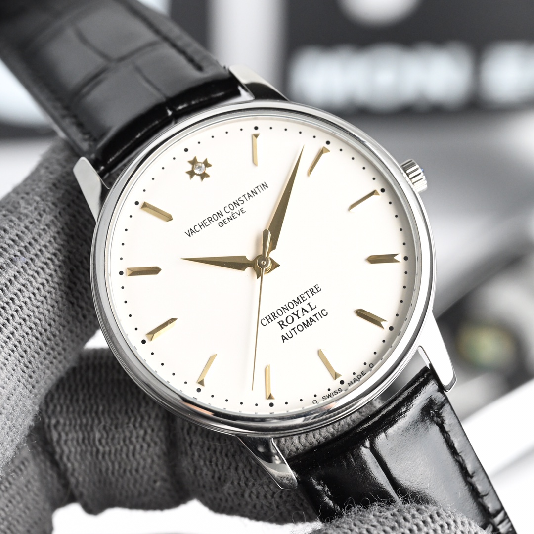 NO:394108,The latest new product is recommended for the highest replica of the market. Vacheron Constantin VC inheritance series 85180 watch!  1 [Case] ​​Size 40MMX9MM, perfectly round case, paired with a micro-solar lug design, makes it more suitable for the wearer's wrist. Each finished shell cover needs to be strictly controlled by MK to restore the unique texture of the authentic product. 2 [Movement] Steel wheels and other parts are decorated by MK watchmakers, and the automatic rotor is plated with 18k gold, which maximizes the original exquisite craftsmanship level. 3 [Watch mirror] The two sapphire glass mirrors on the front and back are both anti-disiasing coatings. 4 [Watch strap] Double-layer Italian calfskin, paired with Malta cross pin buckle, vacheron, cowhide19860909新品最新款推荐市场最高复刻 V6升级版本 江诗丹顿VC传承系列85180腕表！ 1【表壳】尺寸40MMX9MM,完美圆形的表壳,搭配微孤式表耳设计,使之更加贴合佩戴者的手腕.每一个成品壳套,都需经过MK严格的质量把控,方能还原正品独特的质感. 2【机芯】钢轮等部件均由MK制表师精工装饰,自动摆陀更是镀有18k金,最大限度呈现原装精湛的工艺水平. 3【表镜】前后两片蓝宝石玻璃镜面,均有防眩晕镀膜处理. 4【表带】双层意大利小牛皮,搭配马耳他十字针扣,,vacheron,cowhide,Watch