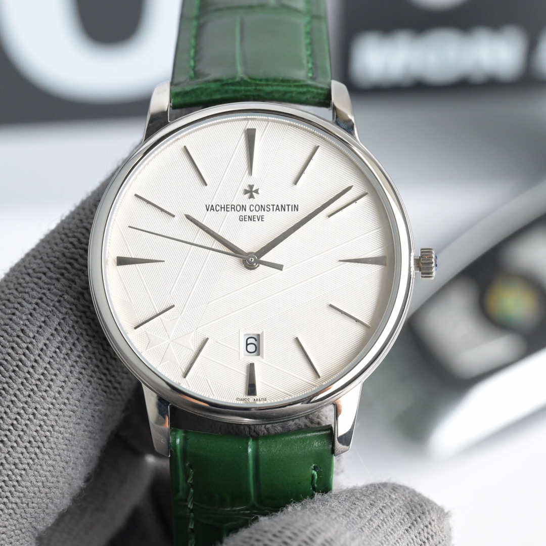 NO:394289,[The highest replica of the wall crack recommended in the market, Vacheron Constantin VC inheritance series 85180 watch!  1 [Case] ​​Size 40MMX9MM, perfect round case, paired with a micro-solar lug design, makes it more suitable for the wearer's wrist. Each finished shell cover needs to be strictly controlled by MK to restore the unique texture of the authentic product. 2 [Movement] Steel wheels and other parts are carefully decorated by MK watchmakers, and the automatic rotor is plated with 18k gold, which maximizes the original exquisite craftsmanship level. 3 [Watch mirror] Two sapphire glass mirrors on the front and back are both anti-disiasing coatings. 4 [Watch strap] Double-layer Italian calfskin, paired with Malta cross pin buckles. Sincere work Welcome to your taste, vacheron, cowhide19860909【墙裂推荐市场最高复刻 V4升级版本 江诗丹顿VC传承系列85180腕表！ 1【表壳】尺寸40MMX9MM,完美圆形的表壳,搭配微孤式表耳设计,使之更加贴合佩戴者的手腕.每一个成品壳套,都需经过MK严格的质量把控,方能还原正品独特的质感. 2【机芯】钢轮等部件均由MK制表师精工装饰,自动摆陀更是镀有18k金,最大限度呈现原装精湛的工艺水平. 3【表镜】前后两片蓝宝石玻璃镜面,均有防眩晕镀膜处理. 4【表带】双层意大利小牛皮,搭配马耳他十字针扣. 诚意之作 欢迎您的品鉴,,vacheron,cowhide,Watch