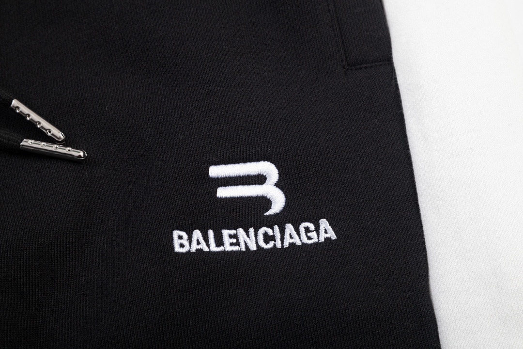 Balenciaga/巴黎世家 3M刺绣logo短裤