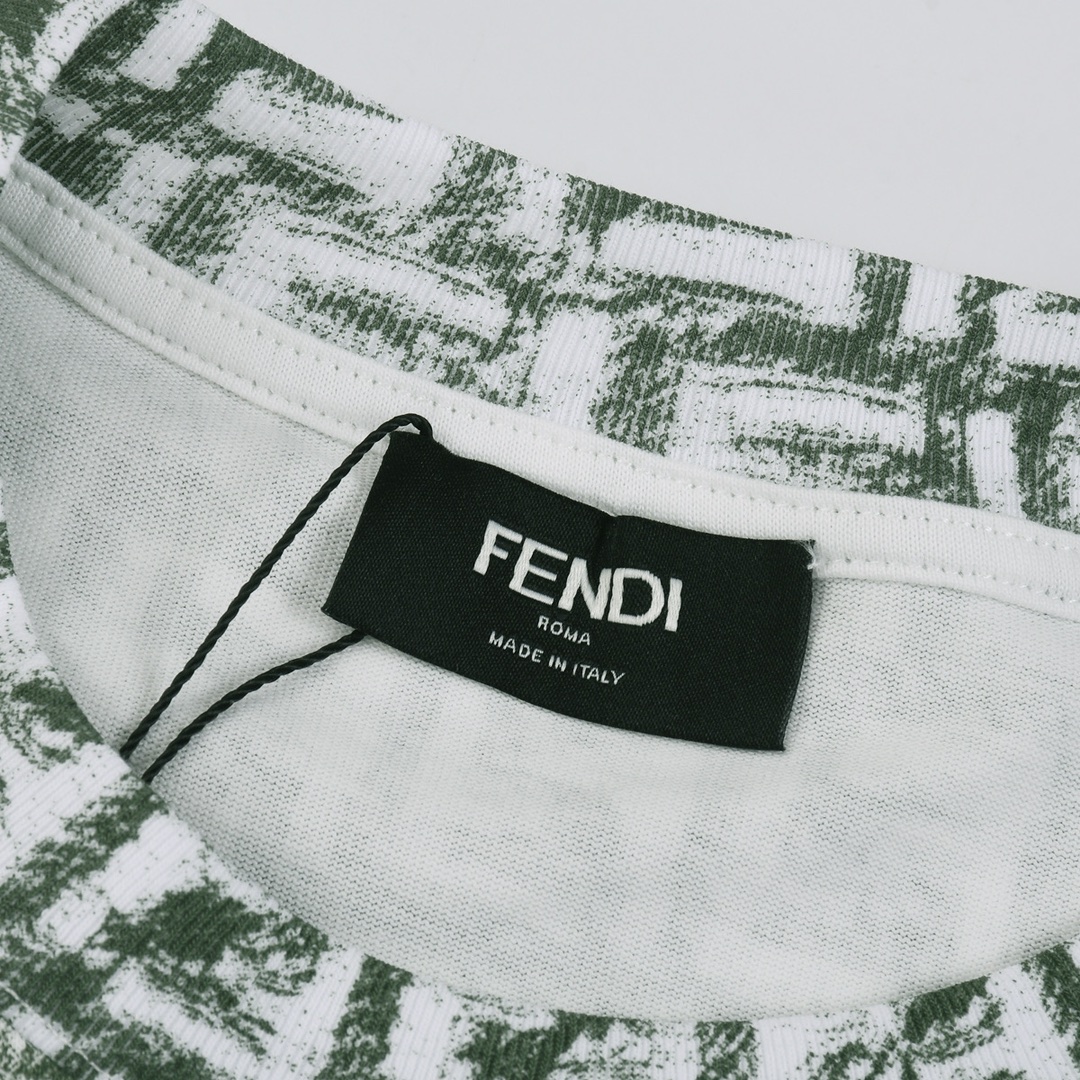 Fendi/芬迪 24ss FF满印蜡笔涂鸦短袖