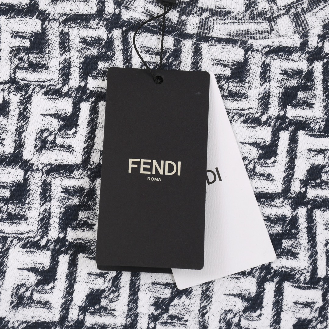 Fendi/芬迪 24ss FF满印蜡笔涂鸦短袖