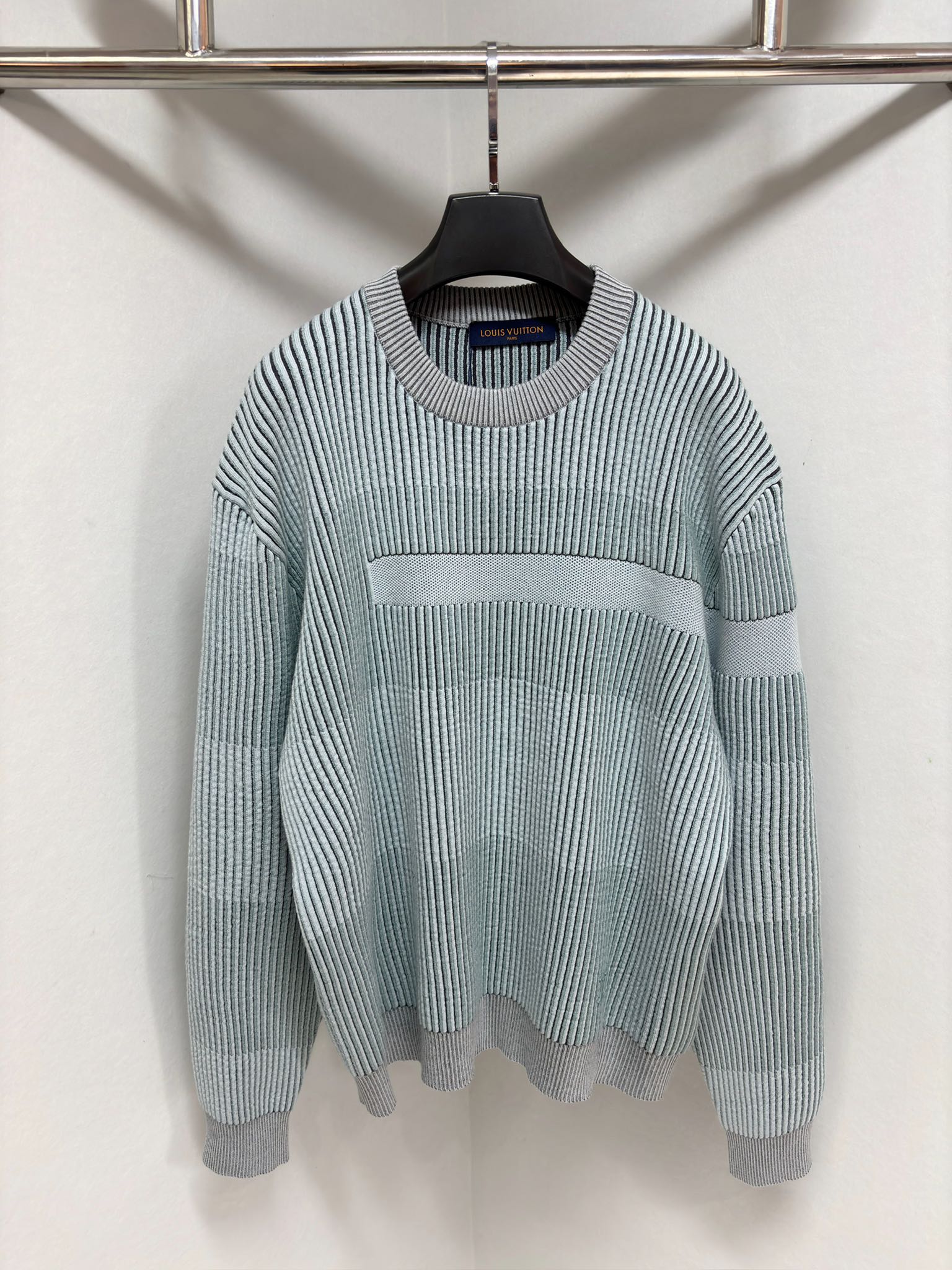 Louis Vuitton Vêtements Pull En Tricot Sweatshirts Bleu clair Coton Tricot Collection automne – hiver Manches longues