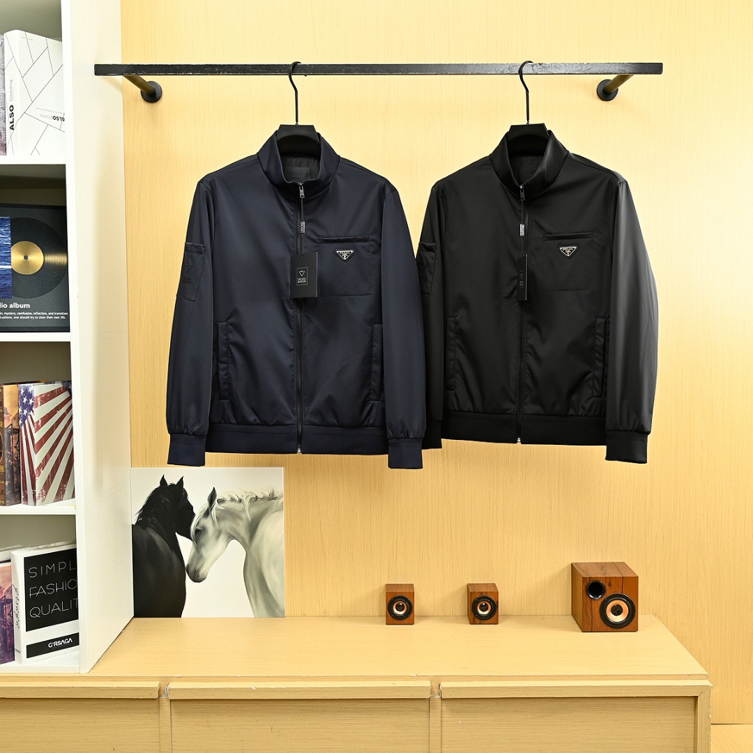 Chaqueta Bomber Prada para Hombre – Estilo Clásico y Moderno