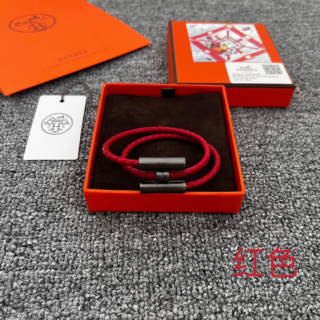 First Top
 Hermes Jewelry Bracelet