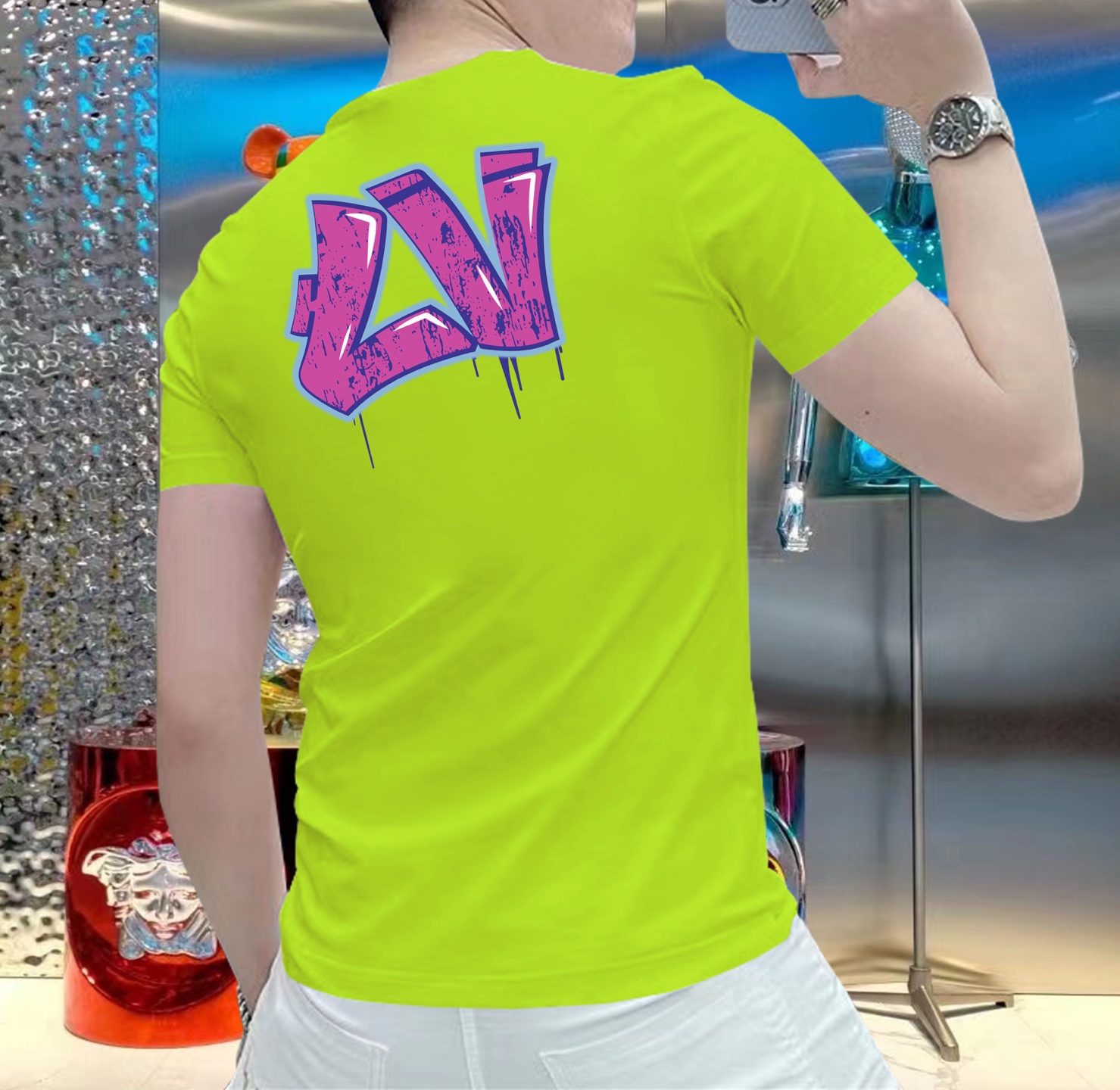 NO:120503,LV This summer, let your skin feel the ultimate gentleness and comfort!  The brand new men's summer round neck silk cotton short-sleeved T-shirt is now elegantly available!  Selected high-quality silk cotton, soft and breathable, light fit, allowing you to stay refreshed and comfortable in the hot summer. The classic round neck design is simple but not simple, and can be easily controlled whether it is a daily street or a casual party. A variety of fashionable color choices meet your pursuit of personality and make every day full of freshness. Size M-5XL,,louis vuitton,T-shirt,tees,t-shirt,alexander wang19860909LV 这个夏天,让肌肤感受极致的温柔与舒适！ 全新男士夏季圆领蚕丝棉短袖T恤,现已优雅登场！ 精选优质蚕丝棉,柔软透气,轻盈贴合,让你在炎炎夏日也能保持清爽自在. 经典圆领设计,简约而不简单,无论是日常出街还是休闲聚会,都能轻松驾驭. 多种时尚色彩选择,满足你对个性的追求,让每一天都充满新鲜感. 尺码 M-5XL,,louis vuitton,T-shirt,tees，t-shirt,alexander wang,Men's clothing