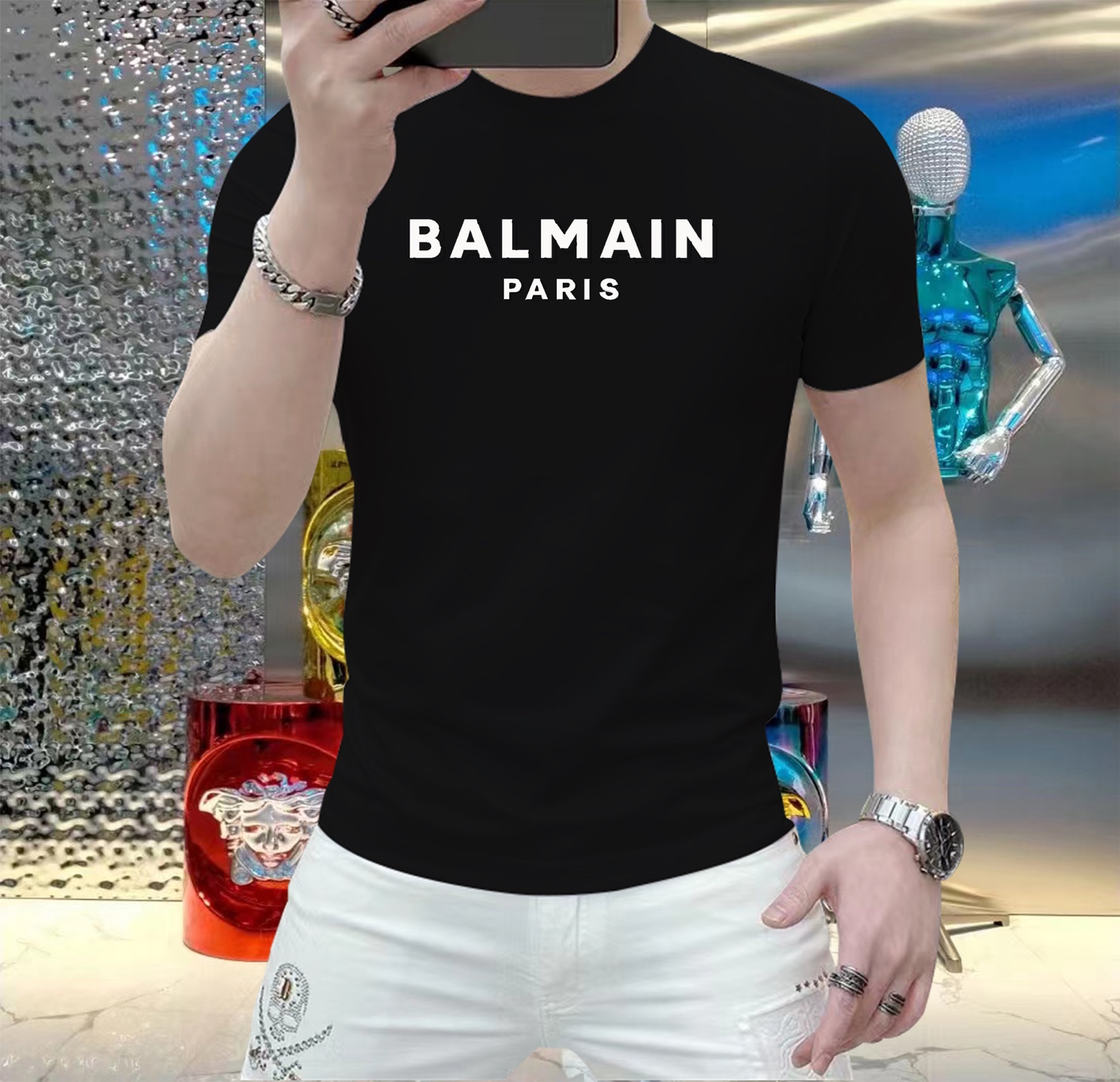 NO:123712,Balmain This summer, let your skin feel the ultimate gentleness and comfort!  The brand new men's summer round neck silk cotton short-sleeved T-shirt is now elegantly available!  Selected high-quality silk cotton, soft and breathable, light fit, allowing you to stay refreshed and comfortable in the hot summer. The classic round neck design is simple but not simple, and can be easily controlled whether it is a daily street or a casual party. A variety of fashionable color choices meet your pursuit of personality and make every day full of freshness. Size M-5XL,,balmain,T-shirt,tees,t-shirt,alexander wang19860909巴尔曼 这个夏天,让肌肤感受极致的温柔与舒适！ 全新男士夏季圆领蚕丝棉短袖T恤,现已优雅登场！ 精选优质蚕丝棉,柔软透气,轻盈贴合,让你在炎炎夏日也能保持清爽自在. 经典圆领设计,简约而不简单,无论是日常出街还是休闲聚会,都能轻松驾驭. 多种时尚色彩选择,满足你对个性的追求,让每一天都充满新鲜感. 尺码 M-5XL,,balmain,T-shirt,tees，t-shirt,alexander wang,Men's clothing