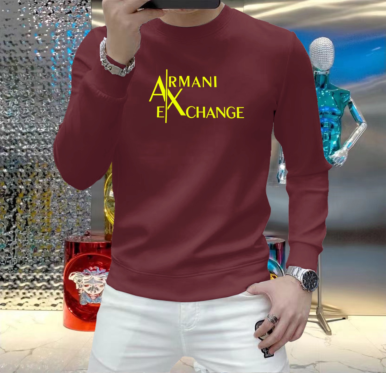 NO:524285,Armani New European Counter Style in Autumn and Winter Top Original Single Fashionable Casual Long Sleeve T-Shirts and Sweatshirts. Customized by fashion trendy internet celebrities in early autumn, selected imported high-density silk cotton fabrics, exquisite original logos, excellent comfort and breathability, and excellent soft, wrinkle-resistant elasticity and drooping. Whether worn alone or in the inner wear, they are very handsome, which conforms to the practical dressing habits of men, pursues luxury, noble and elegant style, and creates extraordinary men's taste. The first choice for urban fashion men. Size M~5XL (can be worn 110~215 catties), Armani,hoodie,sweatshirts,tees,t-shirt,alexander wang19860909阿玛尼 秋冬欧洲专柜新款 顶级原单时尚休闲长袖T恤卫衣.早秋时尚网红潮人定制,精选进口高密度蚕丝棉面料,精致原版logo打造,舒适性与透气性兼优,柔软抗皱弹性和垂性极佳,无论是单穿或是内搭都是帅气十足,吻合了男性实用穿衣习惯,追求奢华高贵优雅风范,打造不凡男士品味,都市时尚男士首选.尺码M~5XL(可穿110～215斤）,,armani,hoodie,sweatshirts,tees，t-shirt,alexander wang,Men's clothing