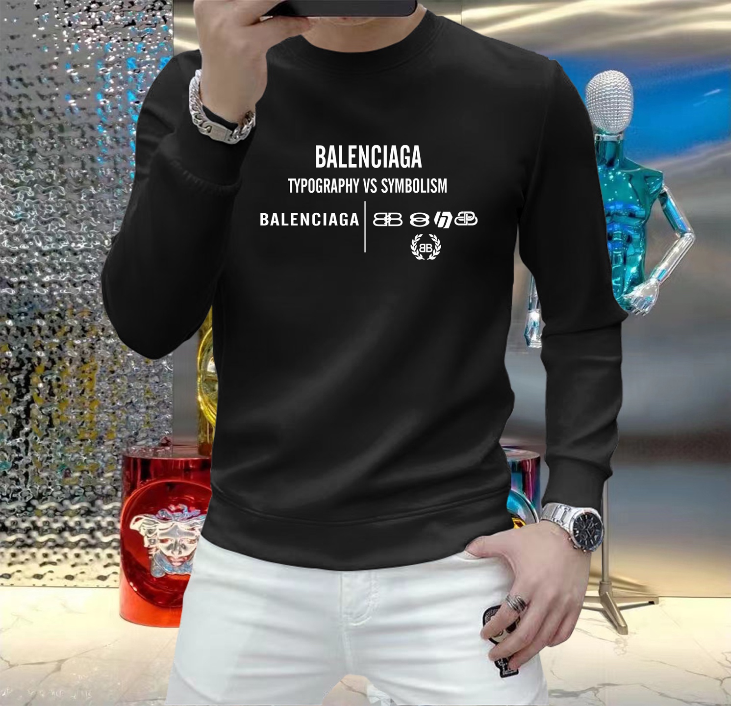 NO:525262,Balenciaga, new European counters in autumn and winter, top-quality original single fashion casual long-sleeved T-shirts and sweatshirts. Customized by fashion internet celebrities in early autumn, selected imported high-density silk cotton fabrics, exquisite original logos, excellent comfort and breathability, soft, wrinkle-resistant elasticity and drooping. Whether worn alone or in the inner wear, they are very handsome, which conforms to the practical dressing habits of men, pursues luxury, noble and elegant style, and creates extraordinary men's taste. The first choice for urban fashion men. Size M~5XL (can be worn 110~215 catties),,balenciaga,hoodie, sweatshirts,tees, t-shirt, alexander wang19860909巴黎世家 秋冬欧洲专柜新款 顶级原单时尚休闲长袖T恤卫衣.早秋时尚网红潮人定制,精选进口高密度蚕丝棉面料,精致原版logo打造,舒适性与透气性兼优,柔软抗皱弹性和垂性极佳,无论是单穿或是内搭都是帅气十足,吻合了男性实用穿衣习惯,追求奢华高贵优雅风范,打造不凡男士品味,都市时尚男士首选.尺码M~5XL(可穿110～215斤）,,balenciaga,hoodie,sweatshirts,tees，t-shirt,alexander wang,Men's clothing