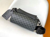 γLVγ π° Top original list M46796 black π₯ Cylinder bag men's bag series This Soft Polochon small handbag uses Monogram Eclipse coated canvas to create a close-fitting configuration, and uses the eye-catching Louis Vuitton logo to indicate the brand identity. The removable handle is easy to carry, and the removable and adjustable jacquard strap is woven into the brand identity, providing shoulder and crossbody options. 26 x 14 x 14 cm (Length x Height x Width) 1 γLVγ π° Top original list M46796 black π₯ Cylinder bag men’s bag series This Soft Polochon small handbag uses Monogram Eclipse coated canvas to create a close-fitting configuration, and uses the eye-catching Louis Vuitton logo to indicate the brand identity. The removable handle is easy to carry, and the removable and adjustable jacquard strap is woven into the brand identity, providing shoulder and crossbody options. 26 x 14 x 14 cm (Length x Height x Width)