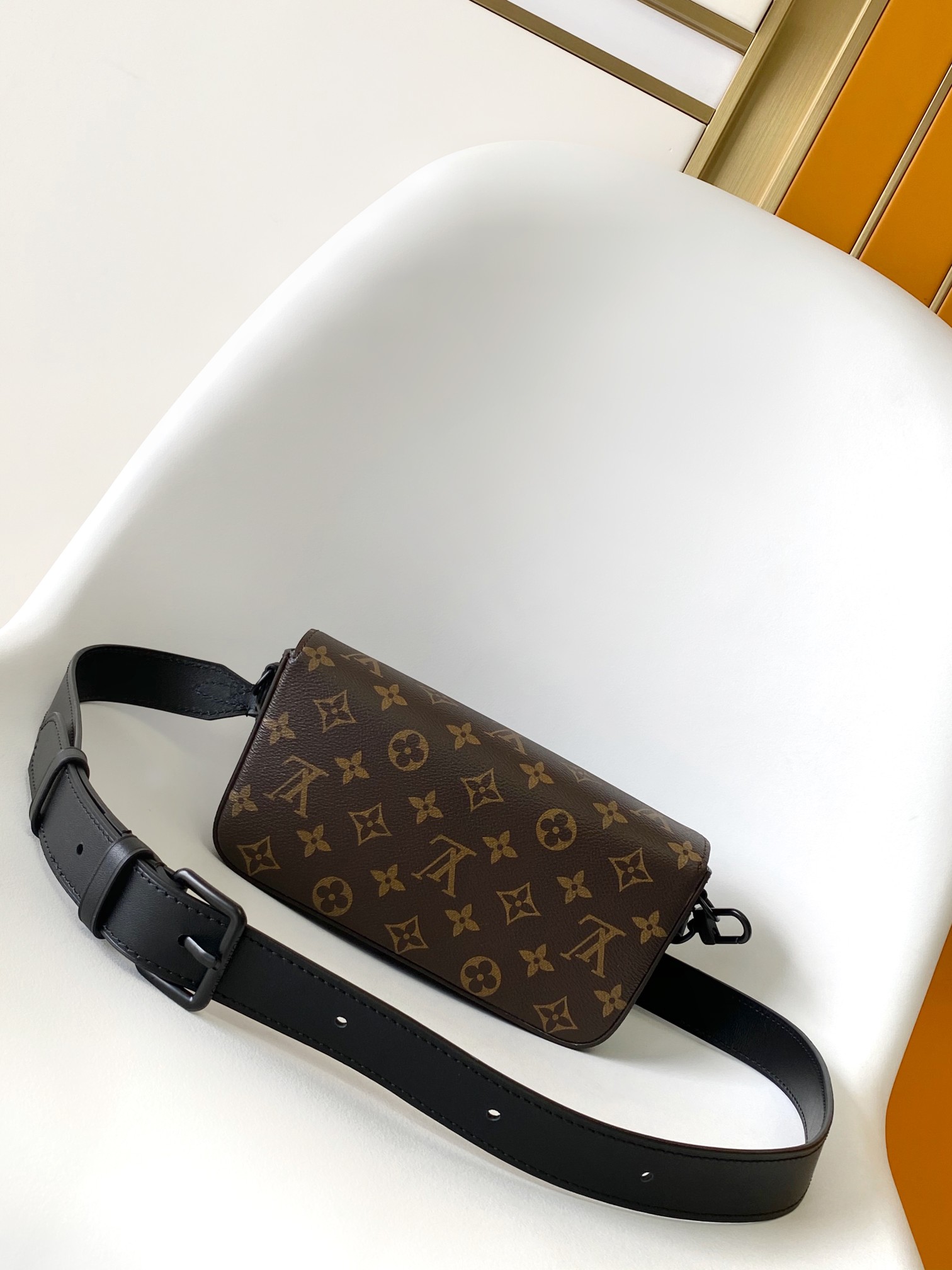 Louis Vuitton S-Lock Messenger PM