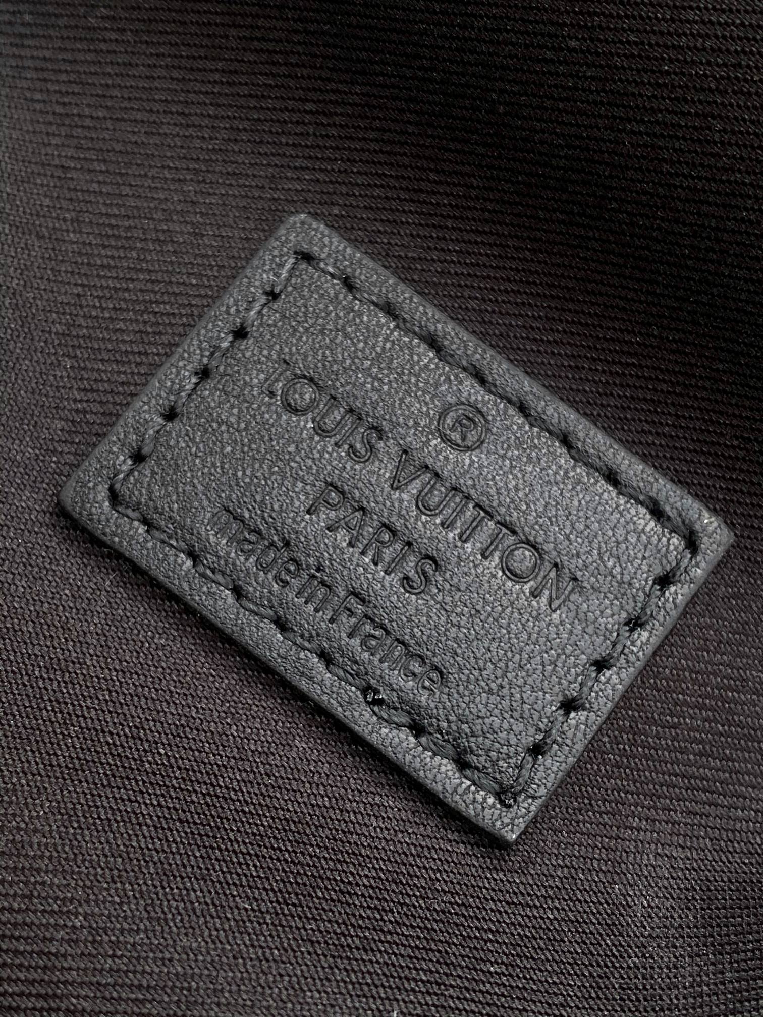 Louis Vuitton S-Lock Messenger PM