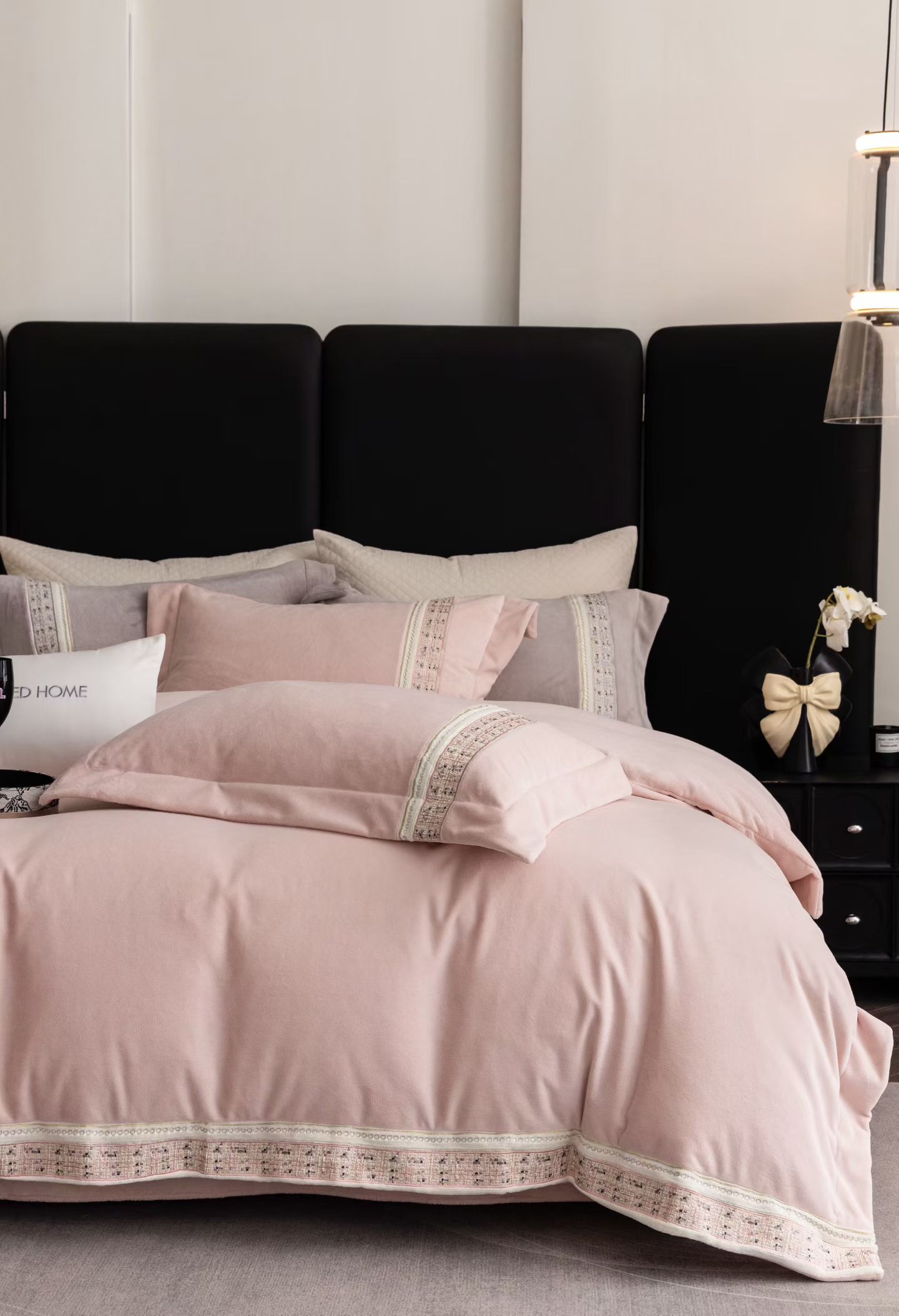 Chanel Maison Lifestyle Luxury Home Decor Blanket Tableware Bedding Ref 6