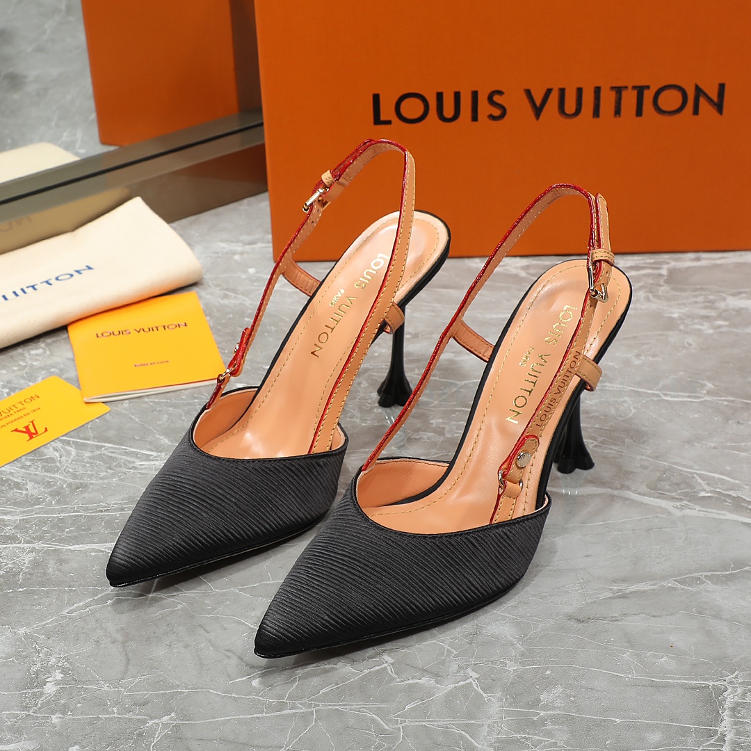 NO:261638,LOUIS VUITTON/Louis Vuitton New sandals Upper cloth inner sheepskin sole Italian leather outsole Heel height 9.5cm Size 35-42, high heels sandals, louis vuitton, louis vuitton, sandals, high heels, sheepskin, Leather soles19860909LOUIS VUITTON/路易威登 新款凉鞋 鞋面布 内里羊皮 鞋底意大利真皮大底 跟高9.5cm 码数35-42,高跟鞋凉鞋,louis vuitton,louis vuitton,sandals,high heels,sheepskin,Leather soles,Women's Shoes