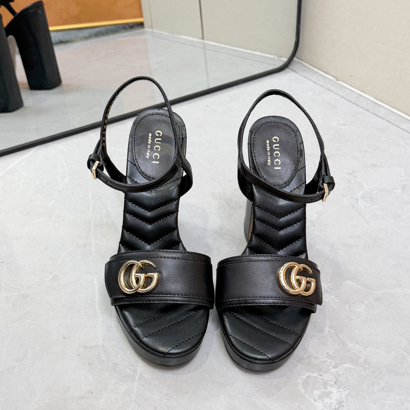 NO:786346,Gucci/Gucci 26ss latest high-heeled sandals, fabric, cowhide, lining, sheepskin, outsole, genuine leather outsole, heel height 11.5cm, size 35-42 (41 42 customized, non-refundable), high-heeled sandals, gucci, gucci, sandals, high heels, cowhide, sheepskin, Leather soles19860909Gucci/古驰 26ss最新高跟凉鞋 面料 牛皮 内里 垫脚羊皮 大底真皮大底 跟高11.5cm 码数35-42（41 42订制不退换）,高跟鞋凉鞋,gucci,gucci,sandals,high heels,cowhide,sheepskin,Leather soles,Women's Shoes