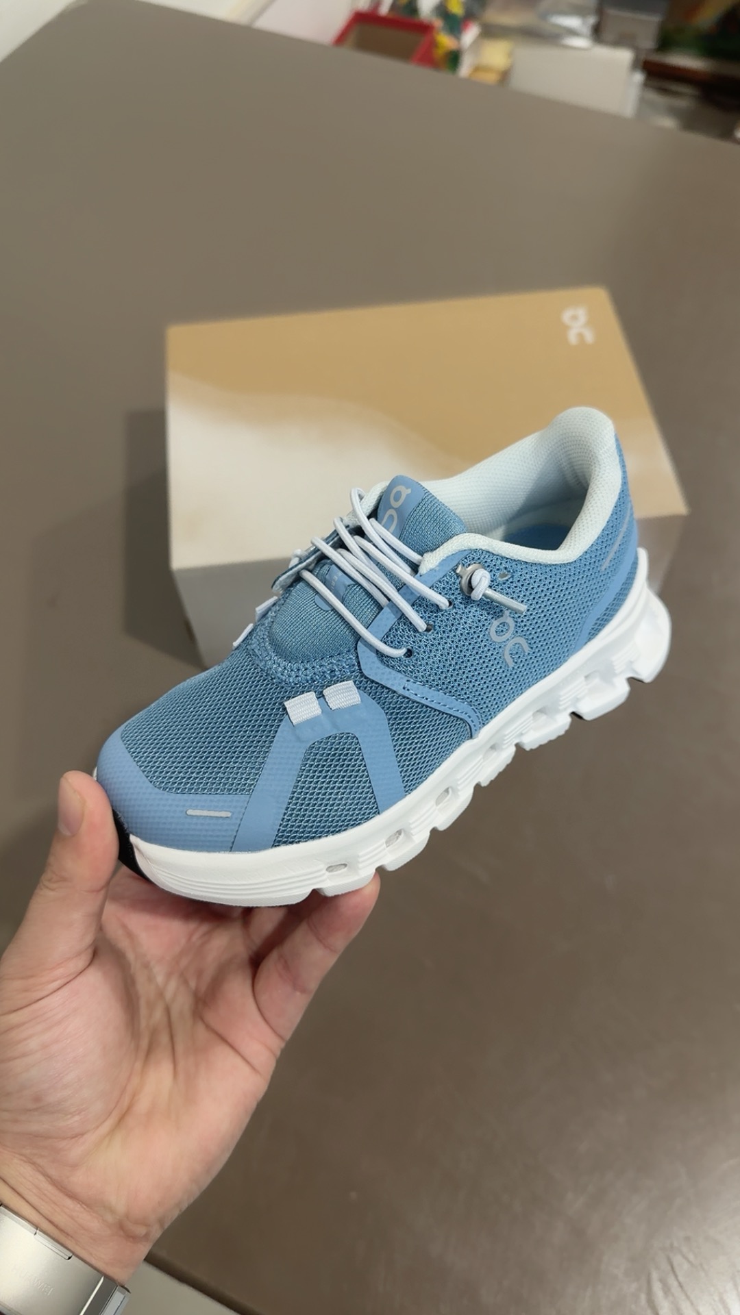 图片[4]-On昂跑 Cloud 6 儿童跑鞋 28–37\”},\”album\”：{\”myCommidityCount\”：31018,\”online\”：true,\”banner\”：\”https：//xcimg.szwego.com/img/3c4dd9ea/20241025/a1729837392418_2756.jpg-选品中心