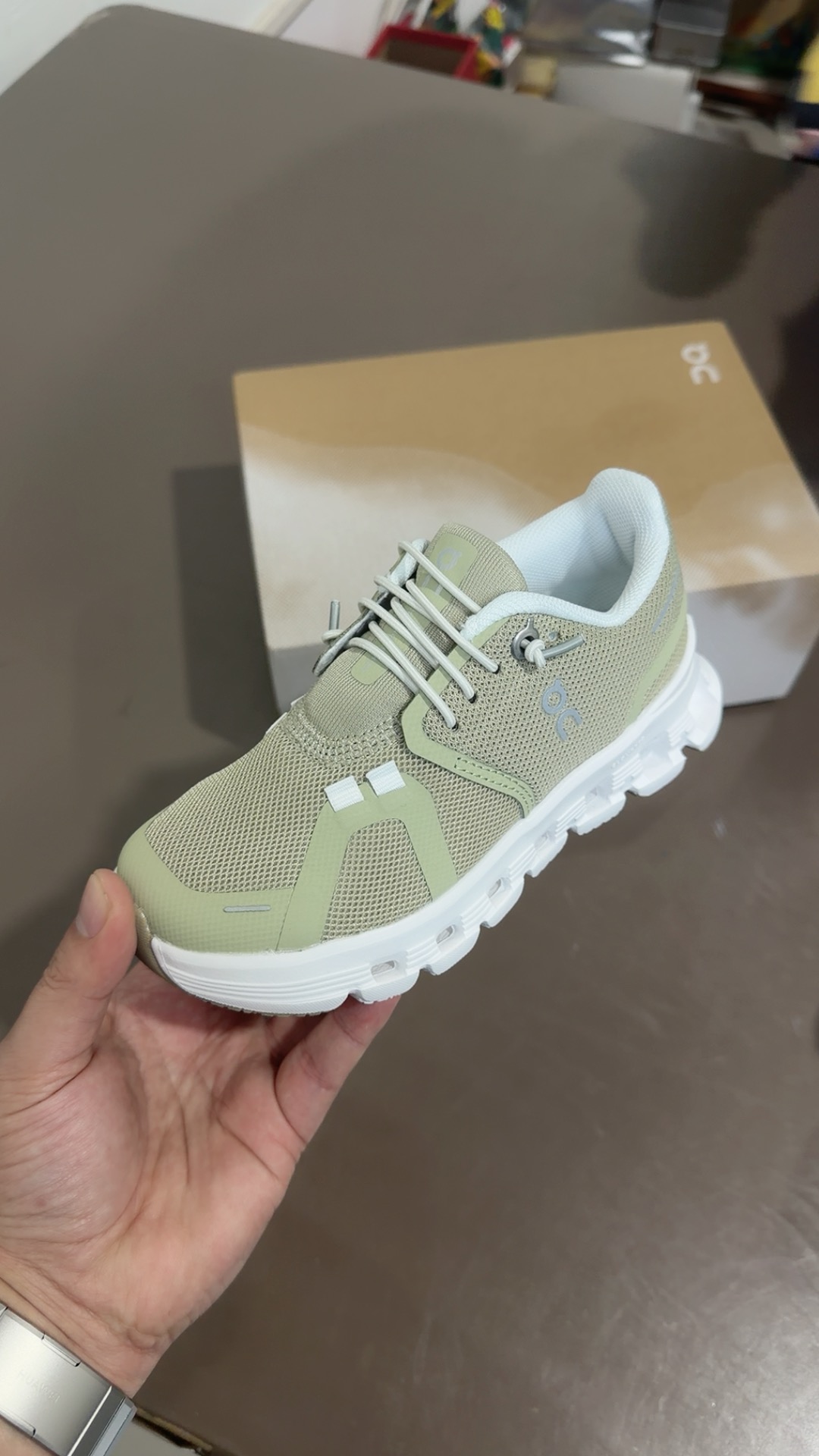 图片[3]-On昂跑 Cloud 6 儿童跑鞋 28–37\”},\”album\”：{\”myCommidityCount\”：31018,\”online\”：true,\”banner\”：\”https：//xcimg.szwego.com/img/3c4dd9ea/20241025/a1729837392418_2756.jpg-选品中心