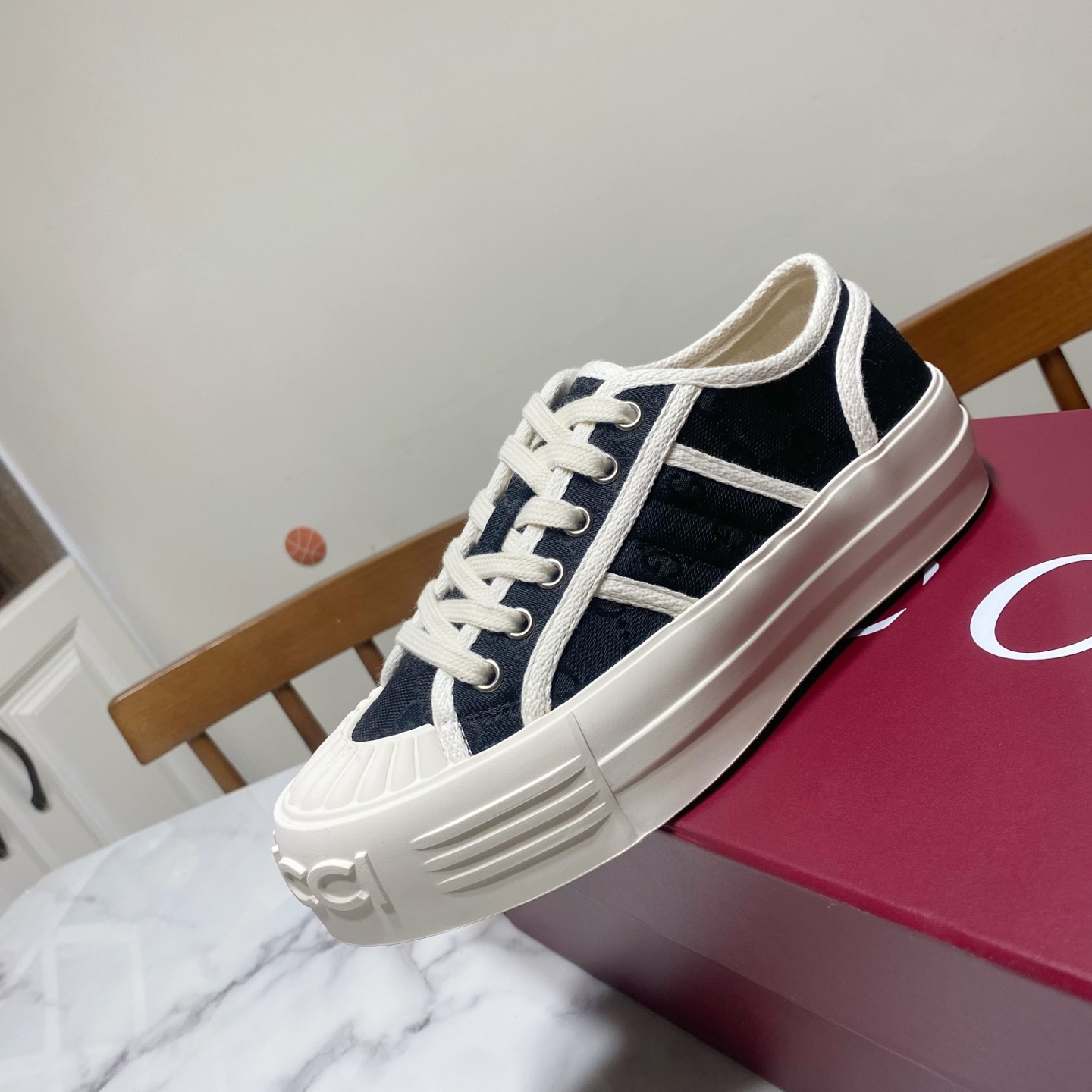 Gucci GG Canvas Platform Sneakers Stylish and Comfortable,Elevate Your Look 2 i1744493139330 7826 0 6