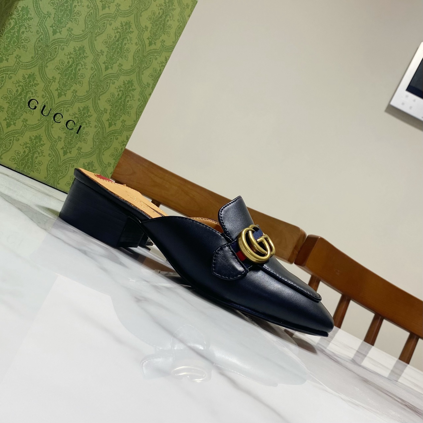 Gucci Pearl Square-Head Lazy Shoes: Platinum Soles, Hand-Laid Pearls, Comfortable Fit - 图片 2