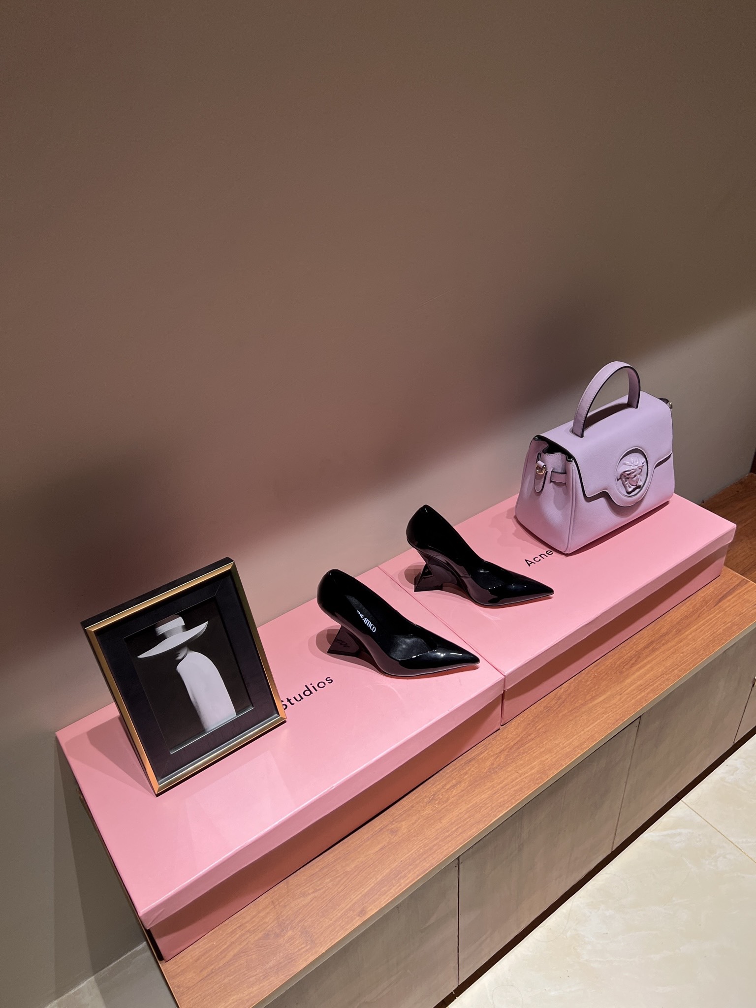Luxurious Italian Brand The Attico: Retro-Inspired Fashion with Impressive Designs